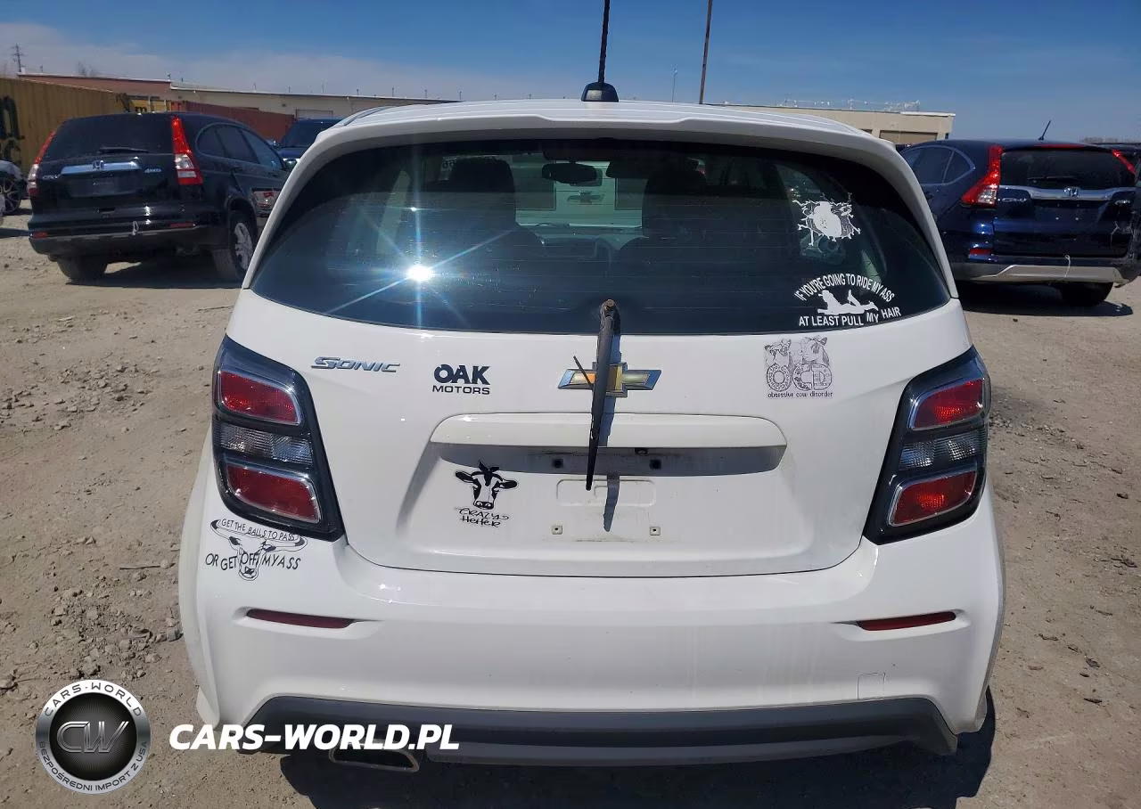 2017 Chevrolet Sonic VIN:1G1JG6SG0H4153701 - 6