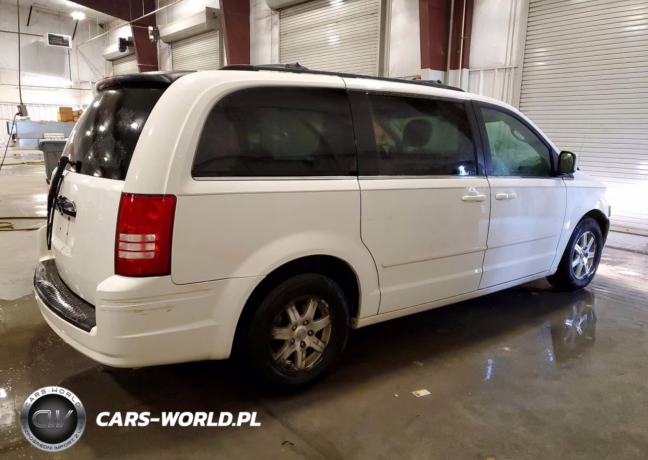 2008 Chrysler Town & Country Touring VIN:2A8HR54P68R786734 - 3