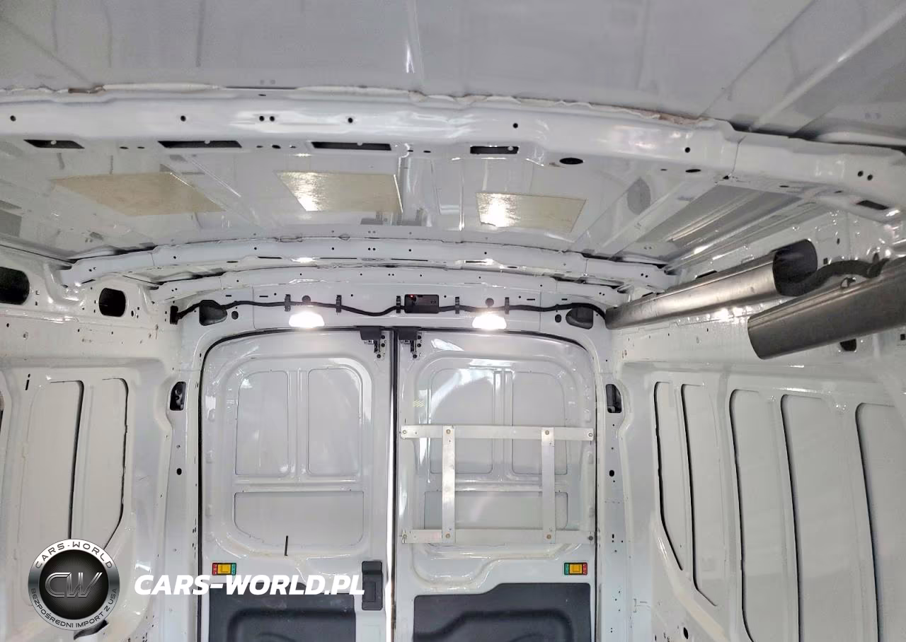 2023 Ford Transit T-250 VIN:1FTBR1C8XPKC00730 - 10