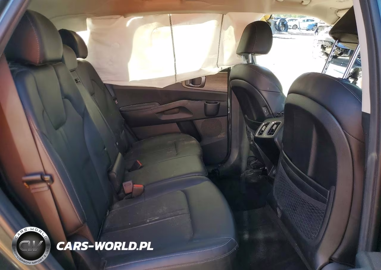 2022 Kia Sorento X-Line S VIN:5XYRLDLC1NG131192 - 11