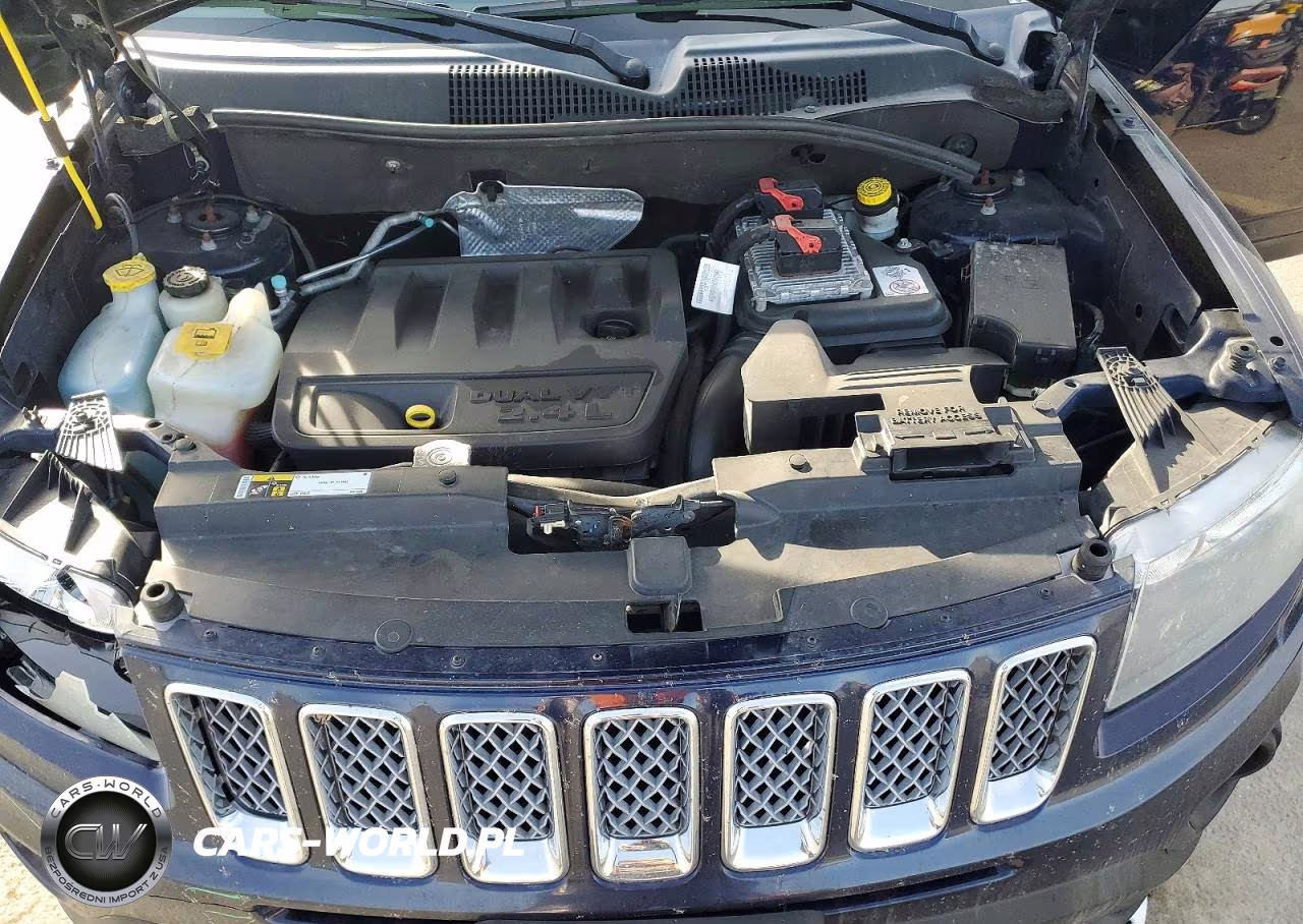 2016 Jeep Compass Latitude VIN:1C4NJDEB0GD630902 - 12