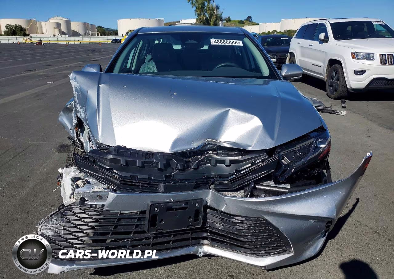 2026 Toyota Camry Le VIN:4T1DAACK1TU252799 - 5