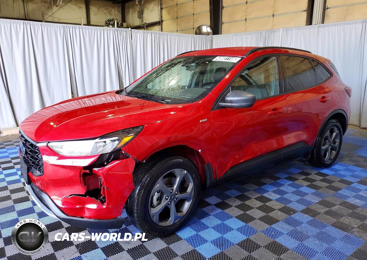 2025 Ford Escape St Line
