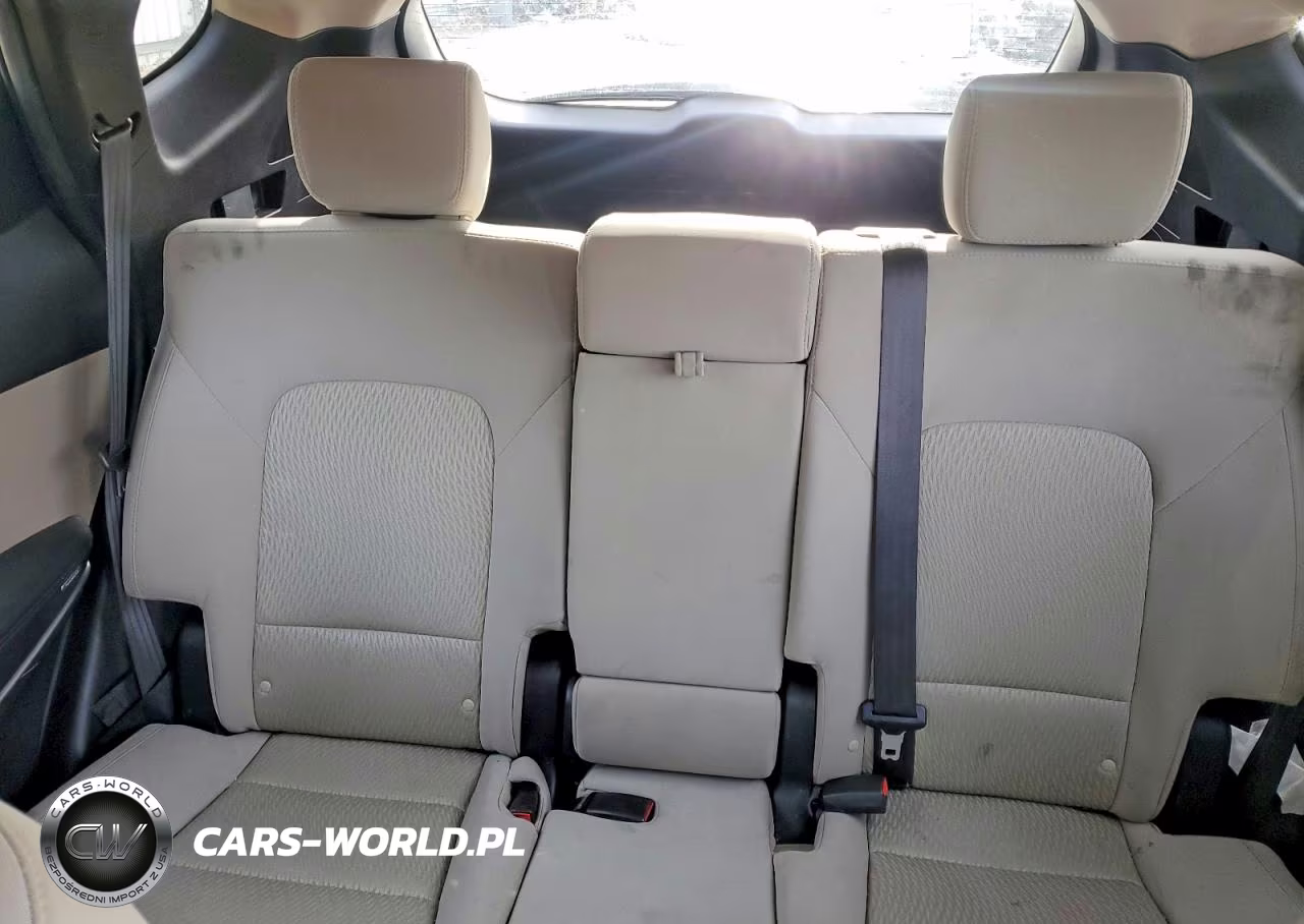 2015 Hyundai Santa Fe Sport 2.4L VIN:5XYZT3LB4FG290176 - 10