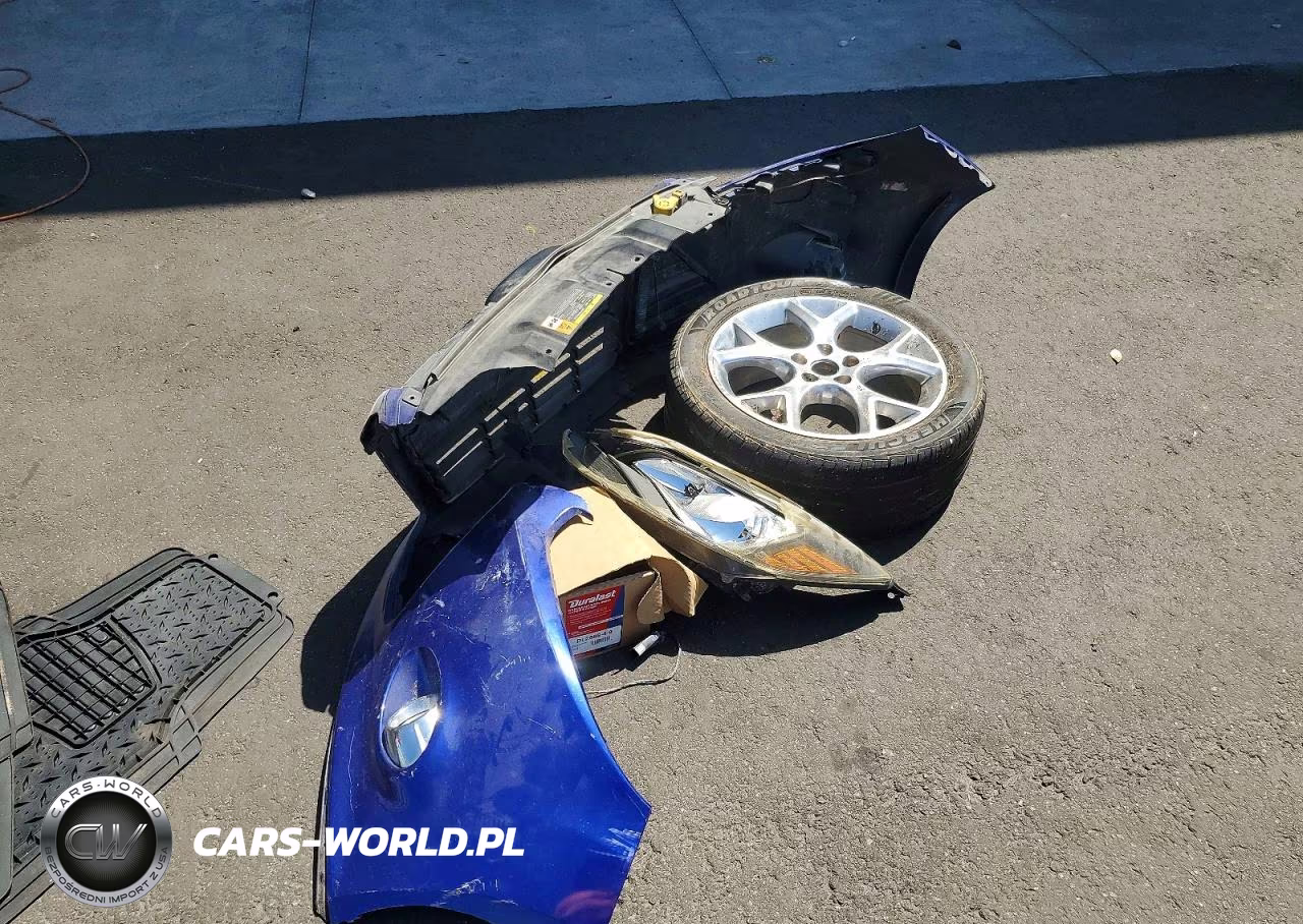2014 Ford Focus Titanium VIN:1FADP3N26EL436663 - 12
