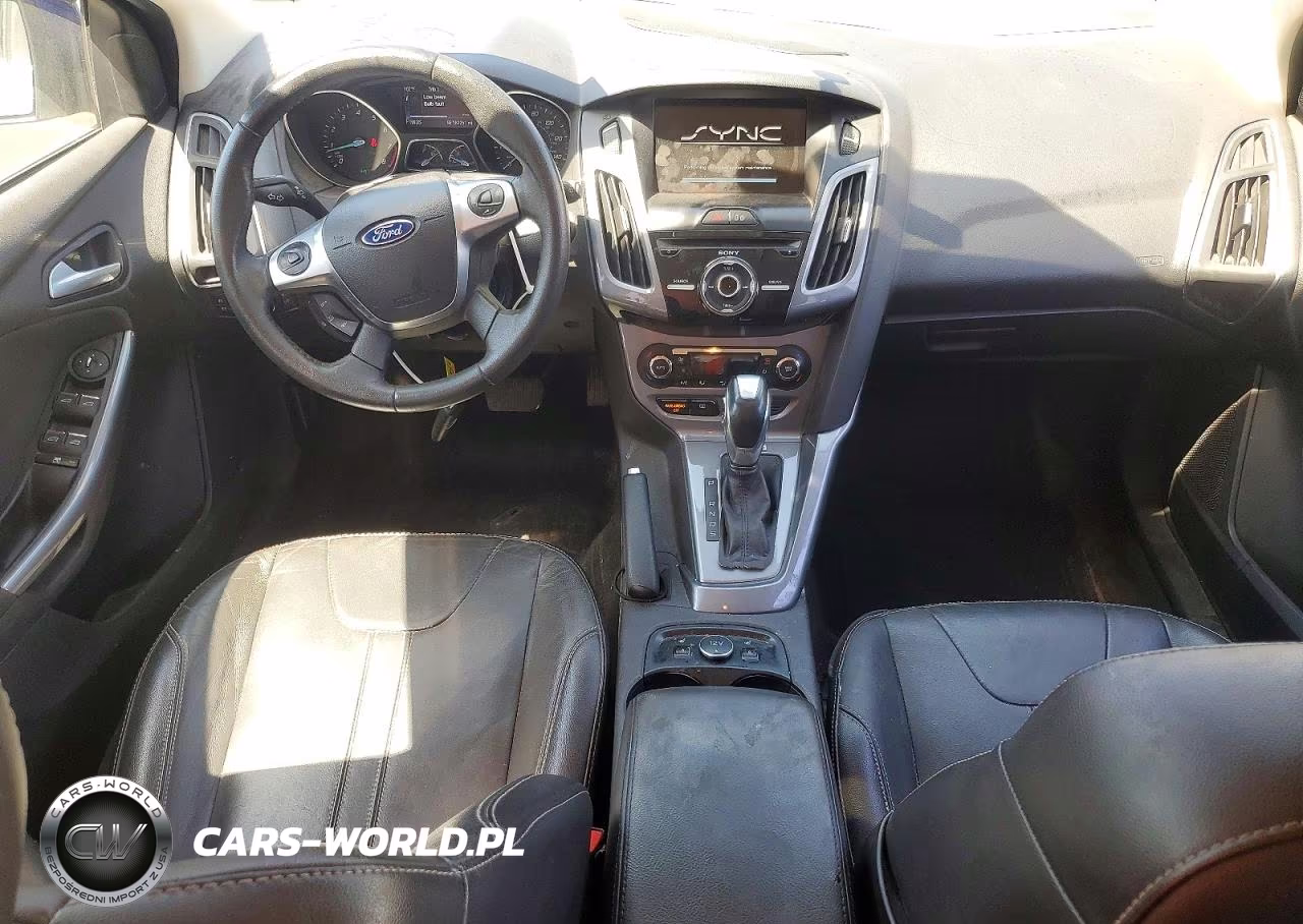 2014 Ford Focus Titanium VIN:1FADP3N26EL436663 - 8
