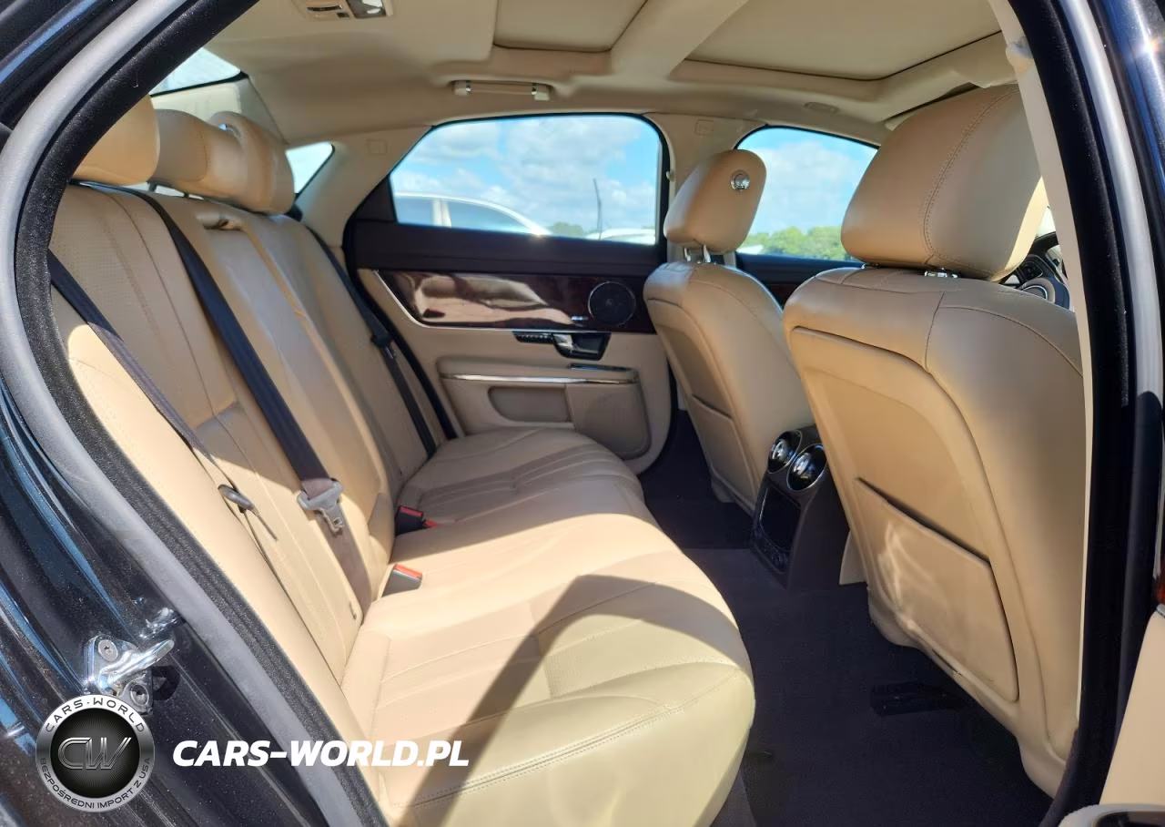 2013 Jaguar Xj VIN:SAJWA1C71D8V44554 - 10