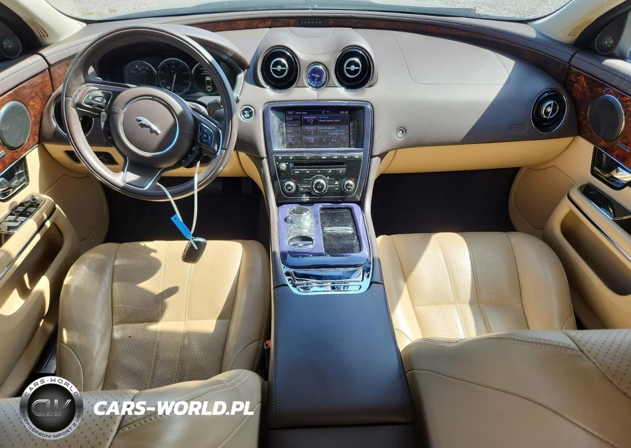 2013 Jaguar Xj VIN:SAJWA1C71D8V44554 - 8