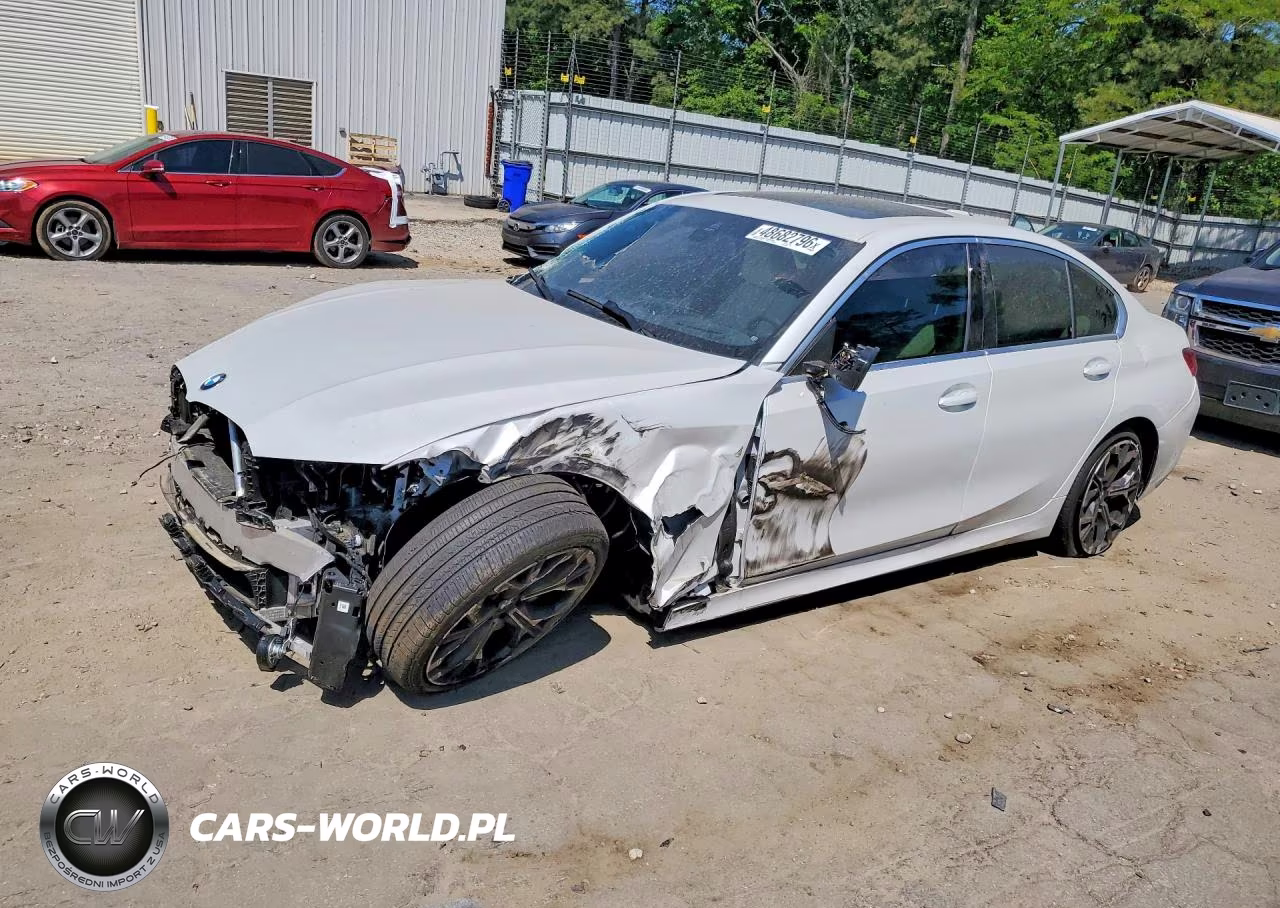 2025 BMW 330I – zdjęcie 1 z 12