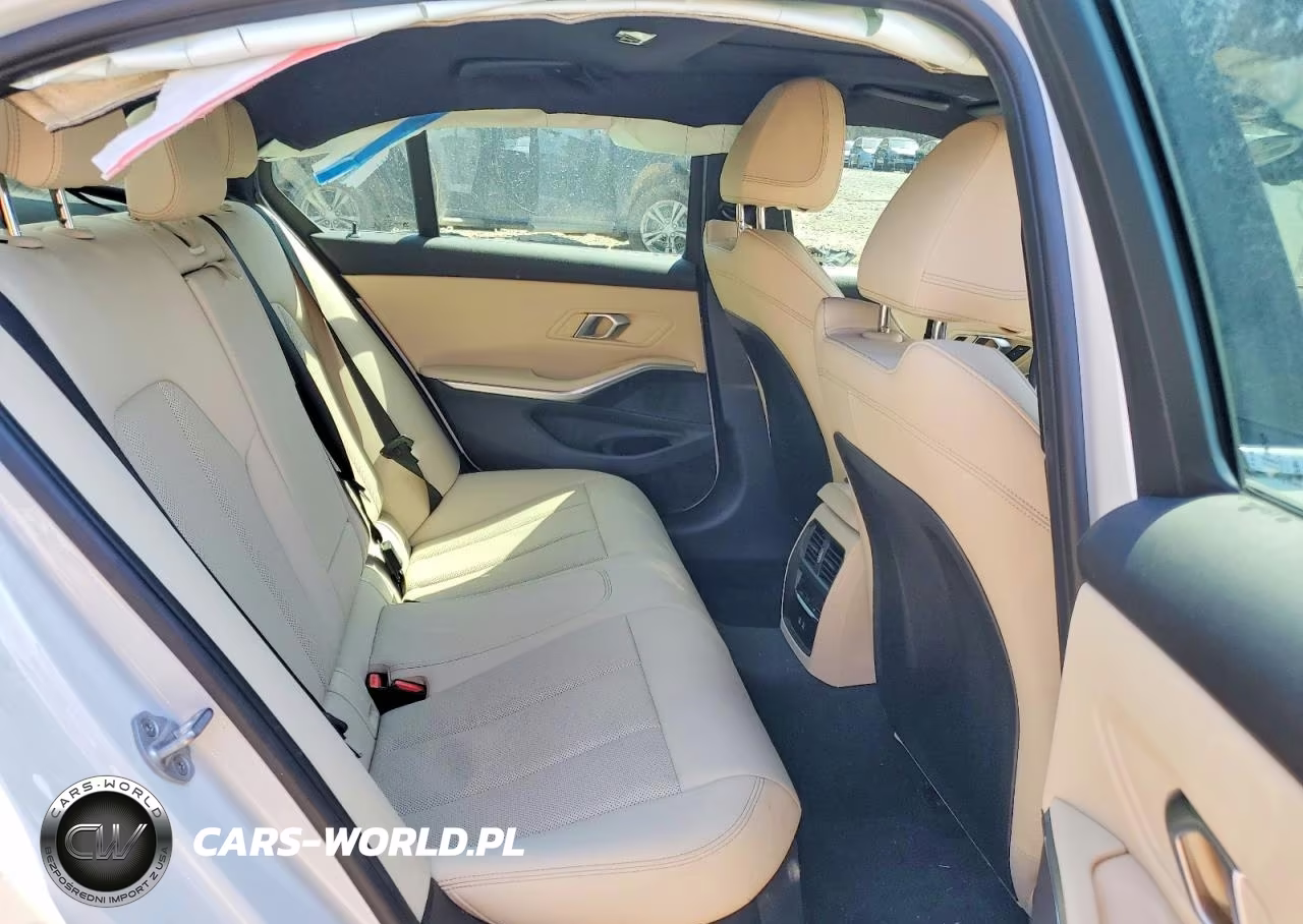 2025 BMW 330I VIN:3MW69CW02S8F18075 - 10