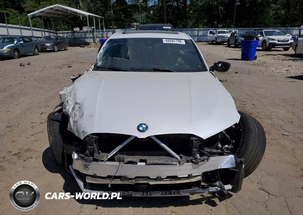 2025 BMW 330I VIN:3MW69CW02S8F18075 - 5