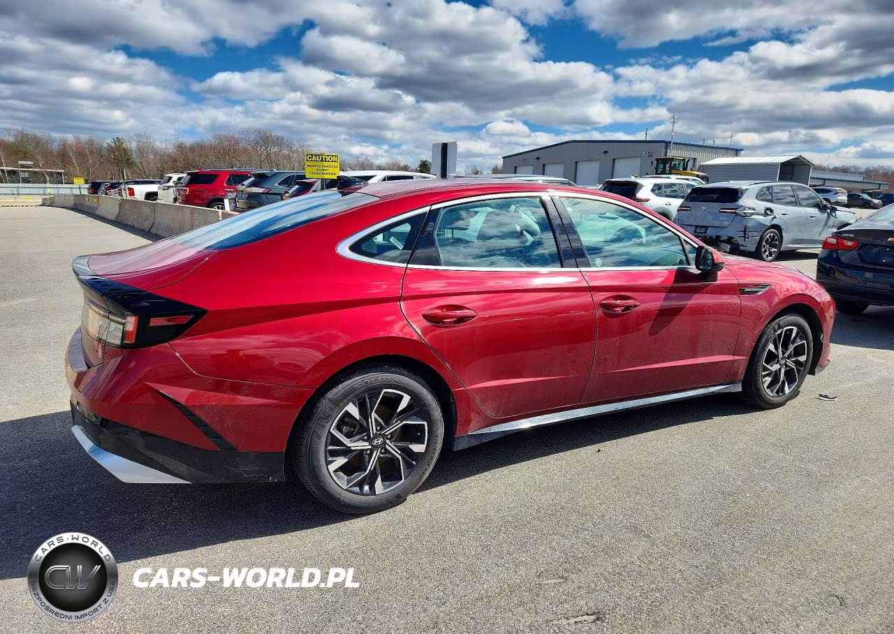 2025 Hyundai Sonata Sel VIN:KMHL64JA2SA486619 - 3