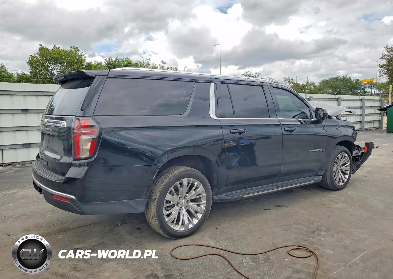 2023 Chevrolet Suburban K1500 Ls VIN:1GNSKBKD4PR131444 - 3