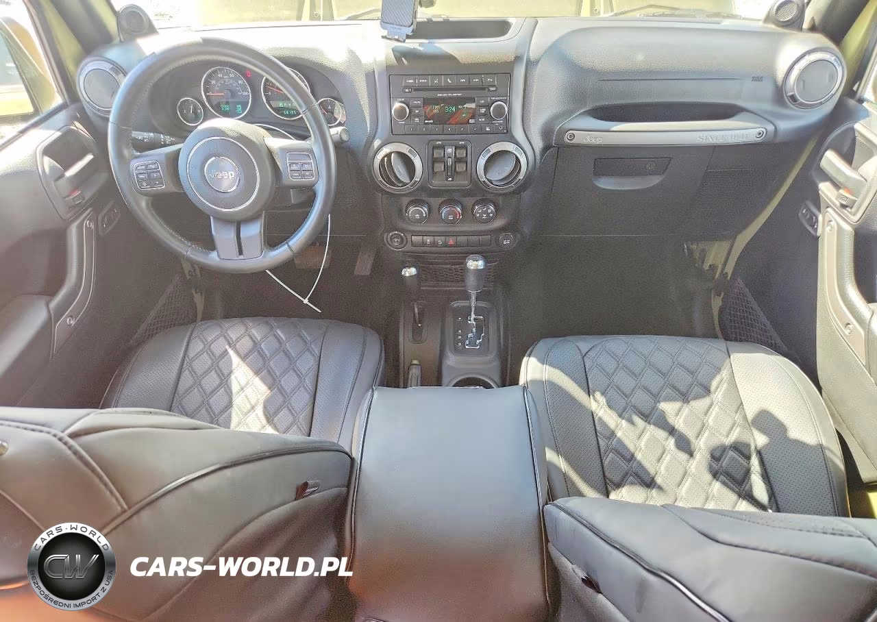 2013 Jeep Wrangler Unlimited Sport VIN:1C4BJWDG0DL605740 - 8