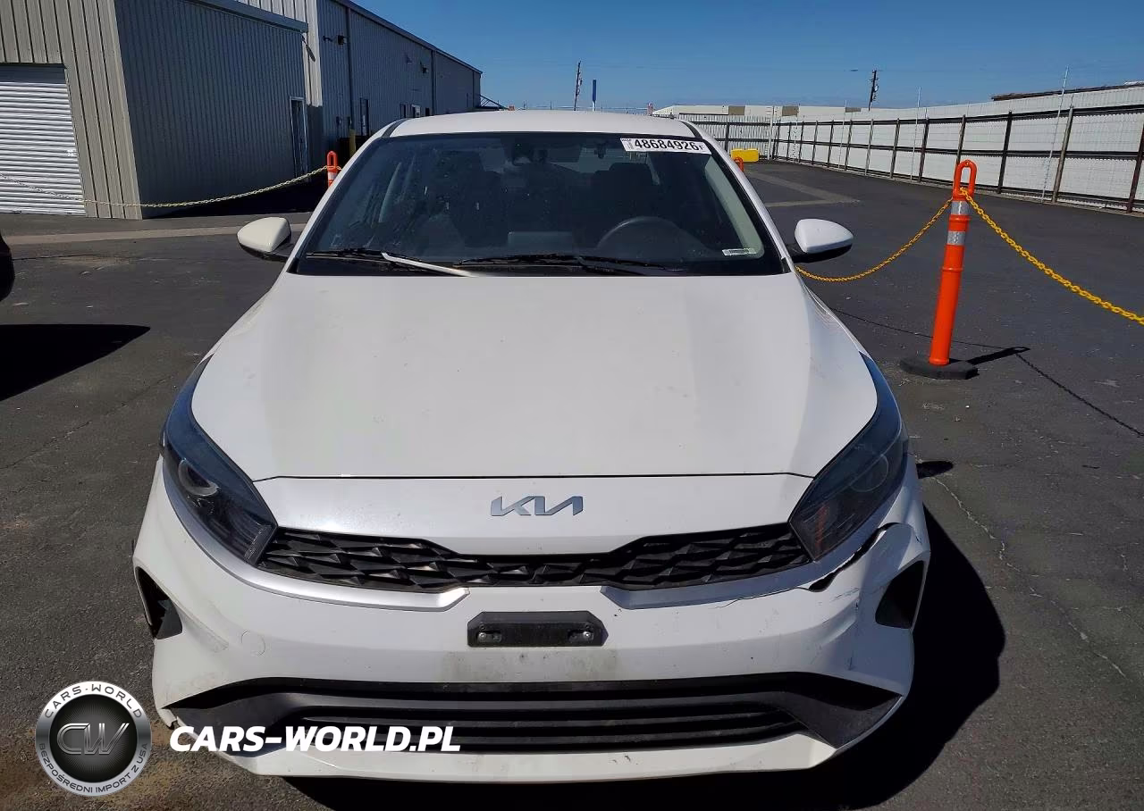 2022 Kia Forte Lxs VIN:3KPF24AD9NE452623 - 5