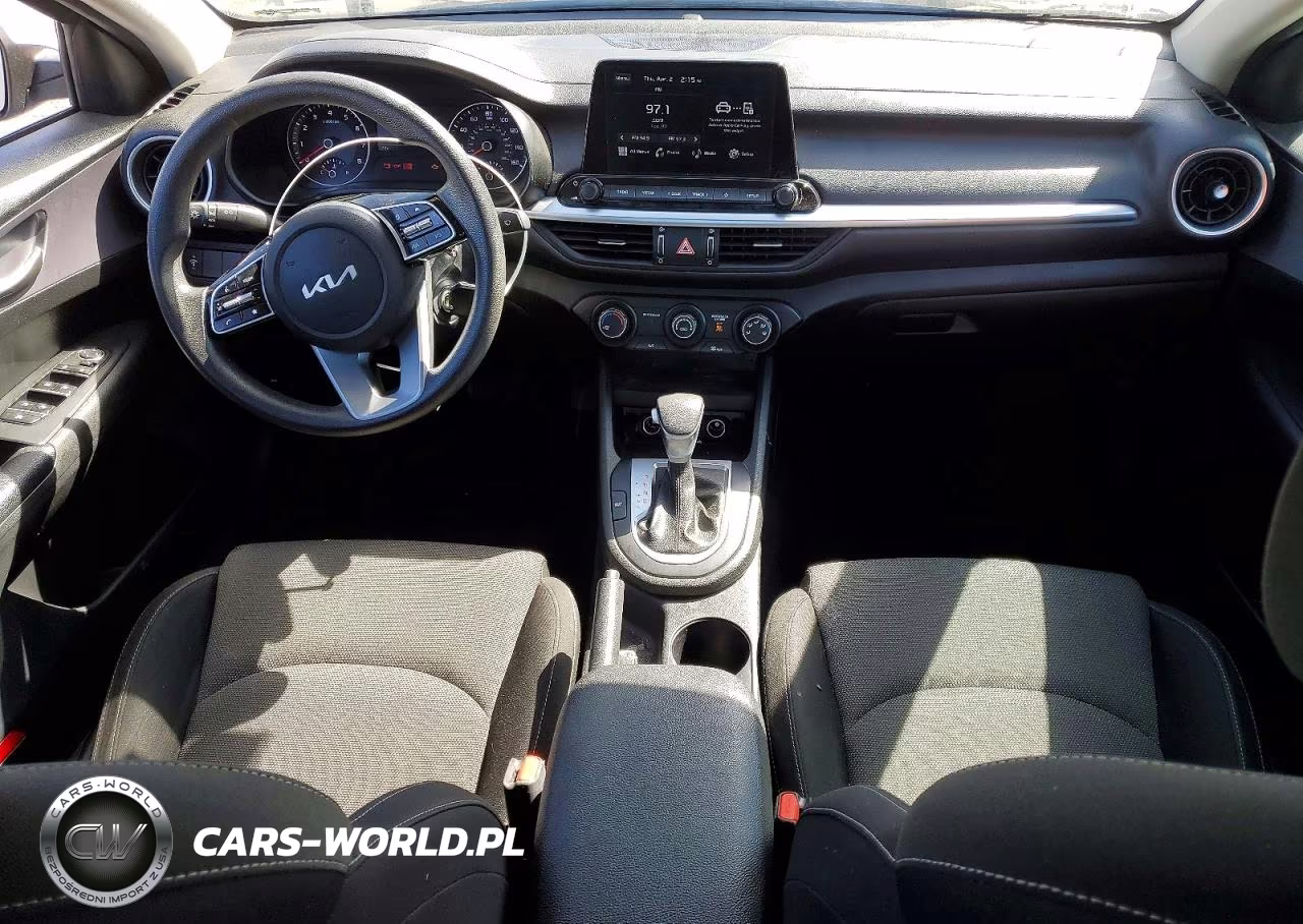 2022 Kia Forte Lxs VIN:3KPF24AD9NE452623 - 8