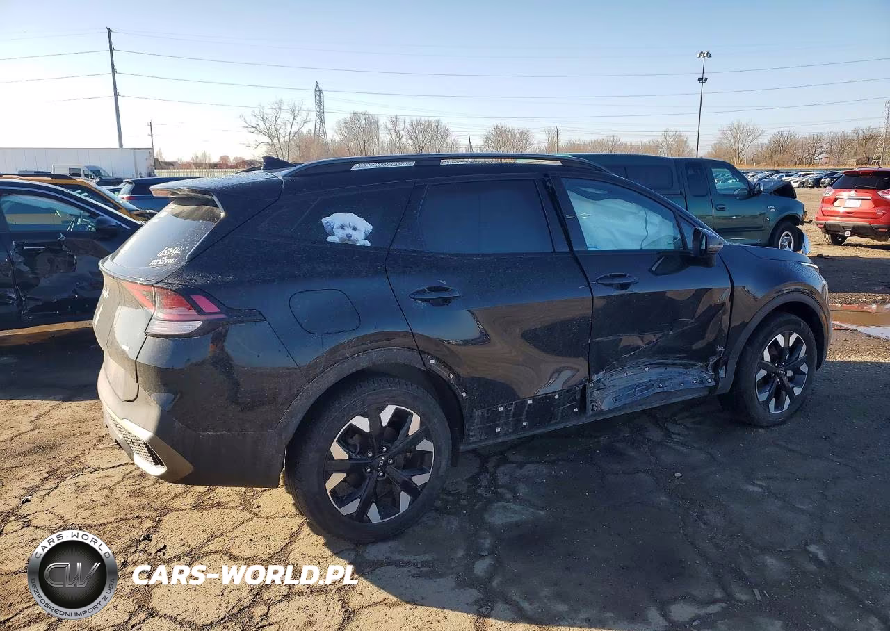 2023 Kia Sportage Plug-In Hybrid X-Line VIN:KNDPYDAH3P7098199 - 3