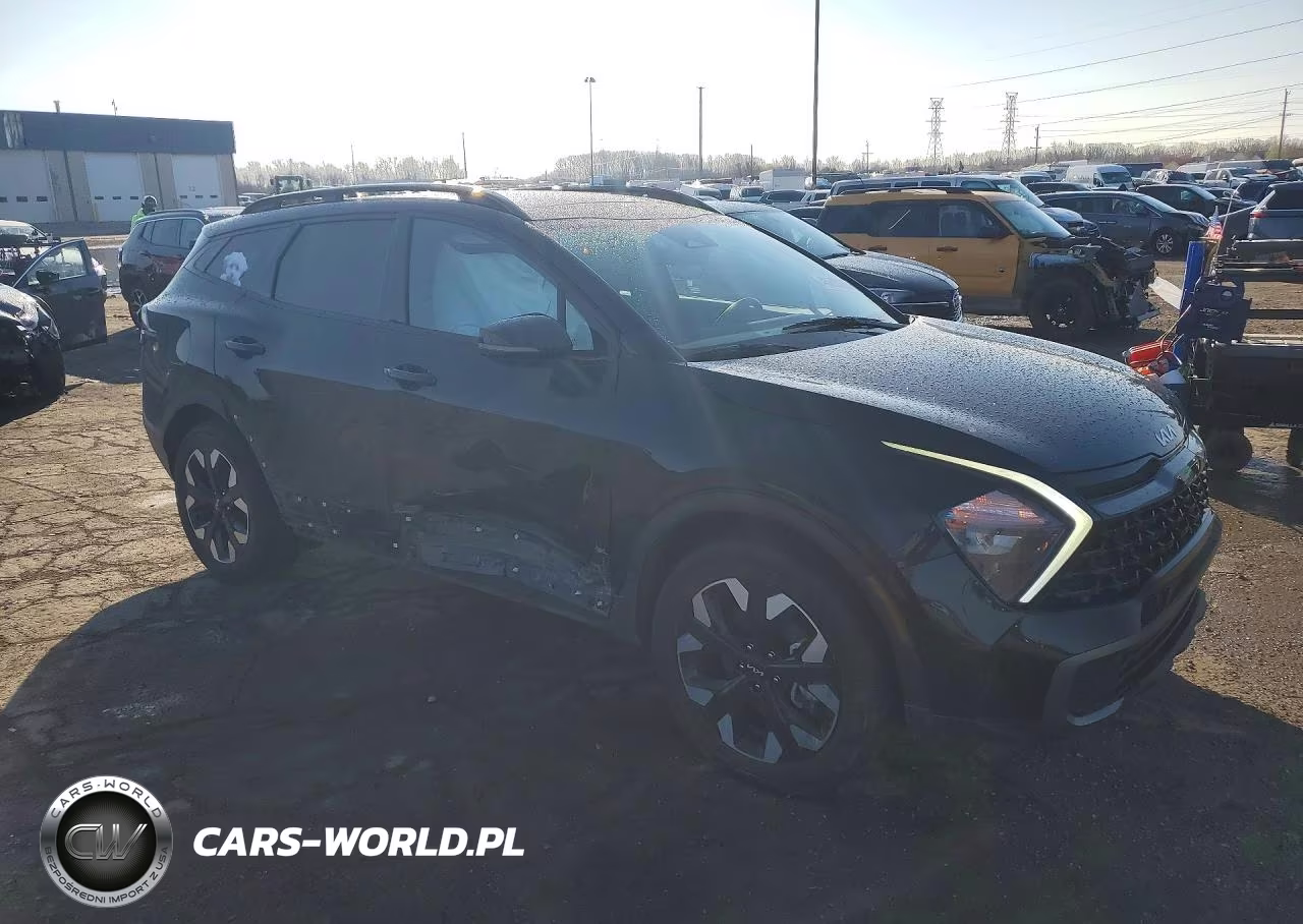 2023 Kia Sportage Plug-In Hybrid X-Line VIN:KNDPYDAH3P7098199 - 4