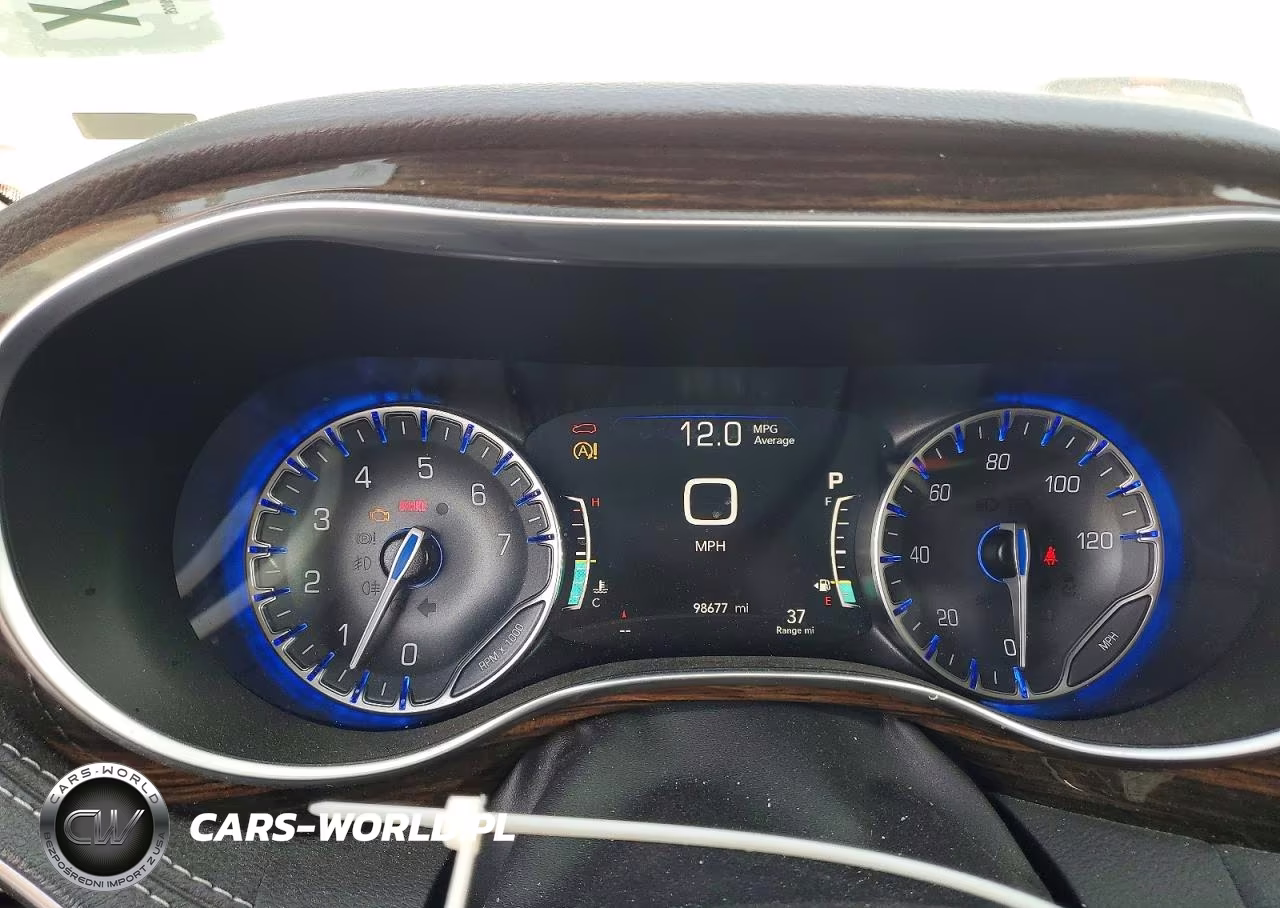 2023 Chrysler Pacifica Limited VIN:2C4RC1GG5PR620026 - 9