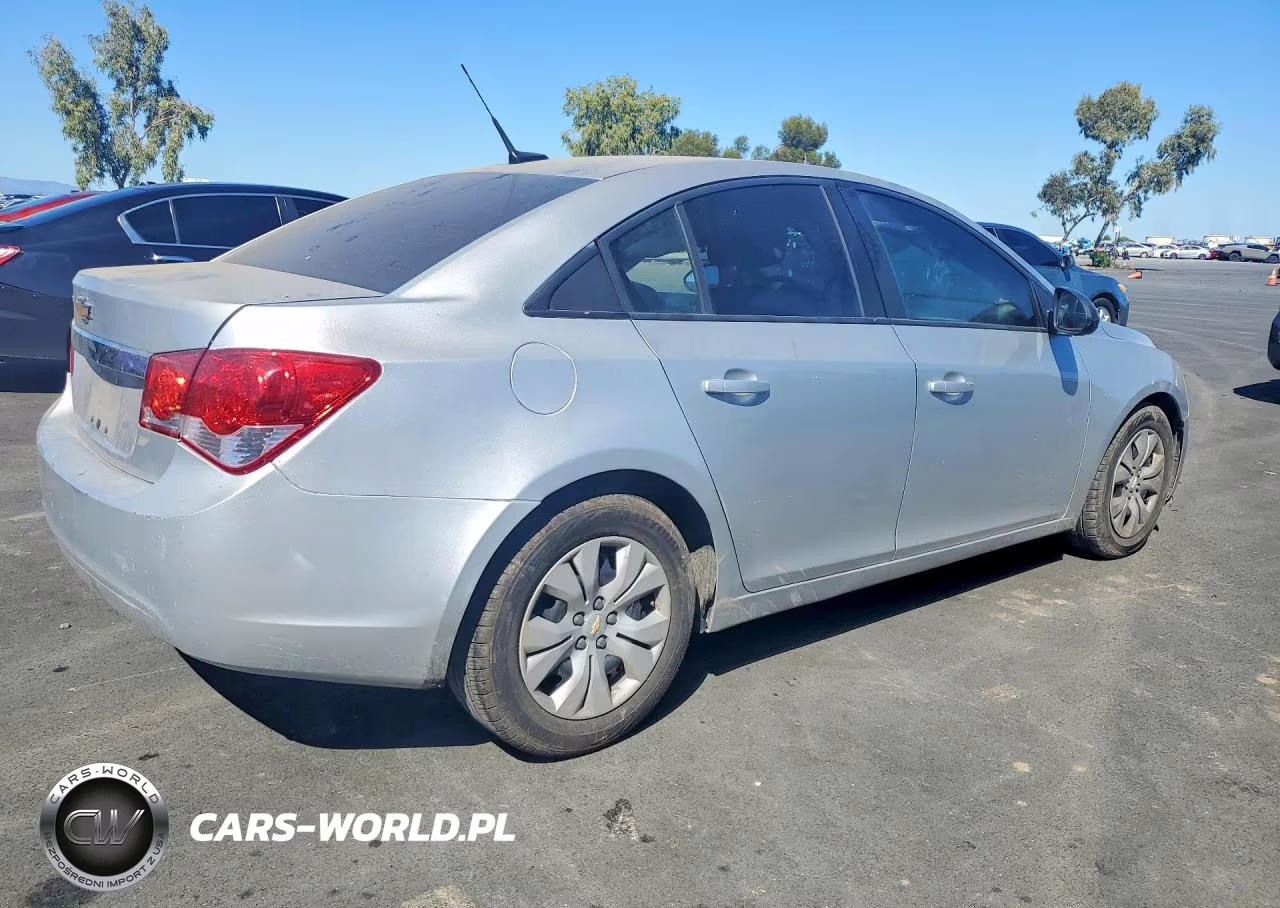 2013 Chevrolet Cruze Ls VIN:1G1PA5SG9D7115382 - 3