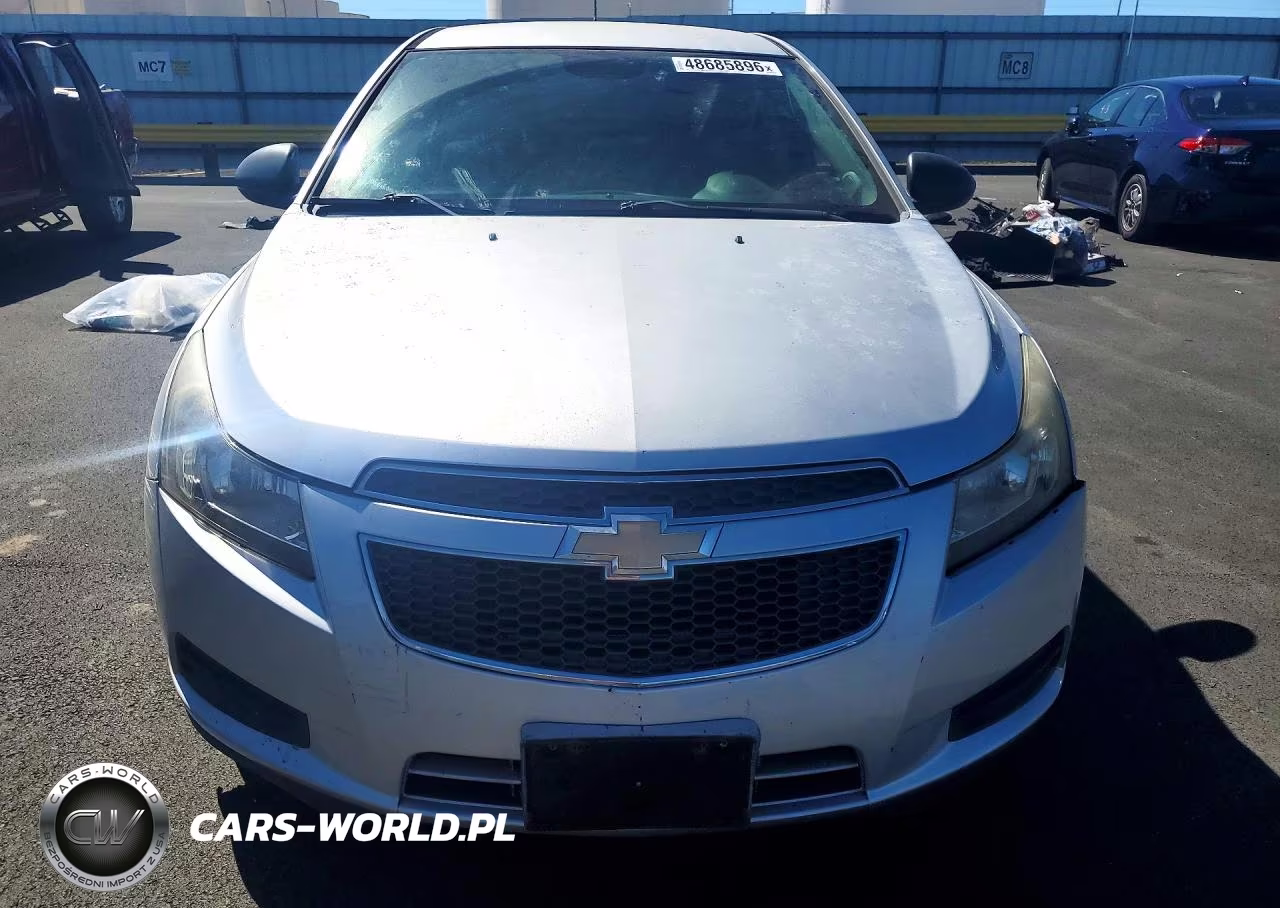 2013 Chevrolet Cruze Ls VIN:1G1PA5SG9D7115382 - 5