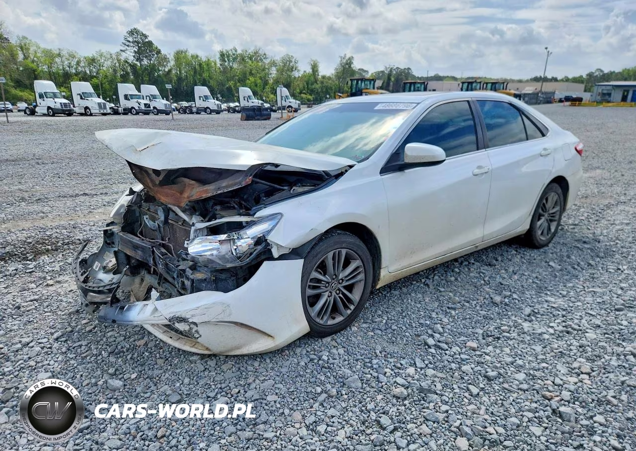 2016 Toyota Camry Se – zdjęcie 1 z 13