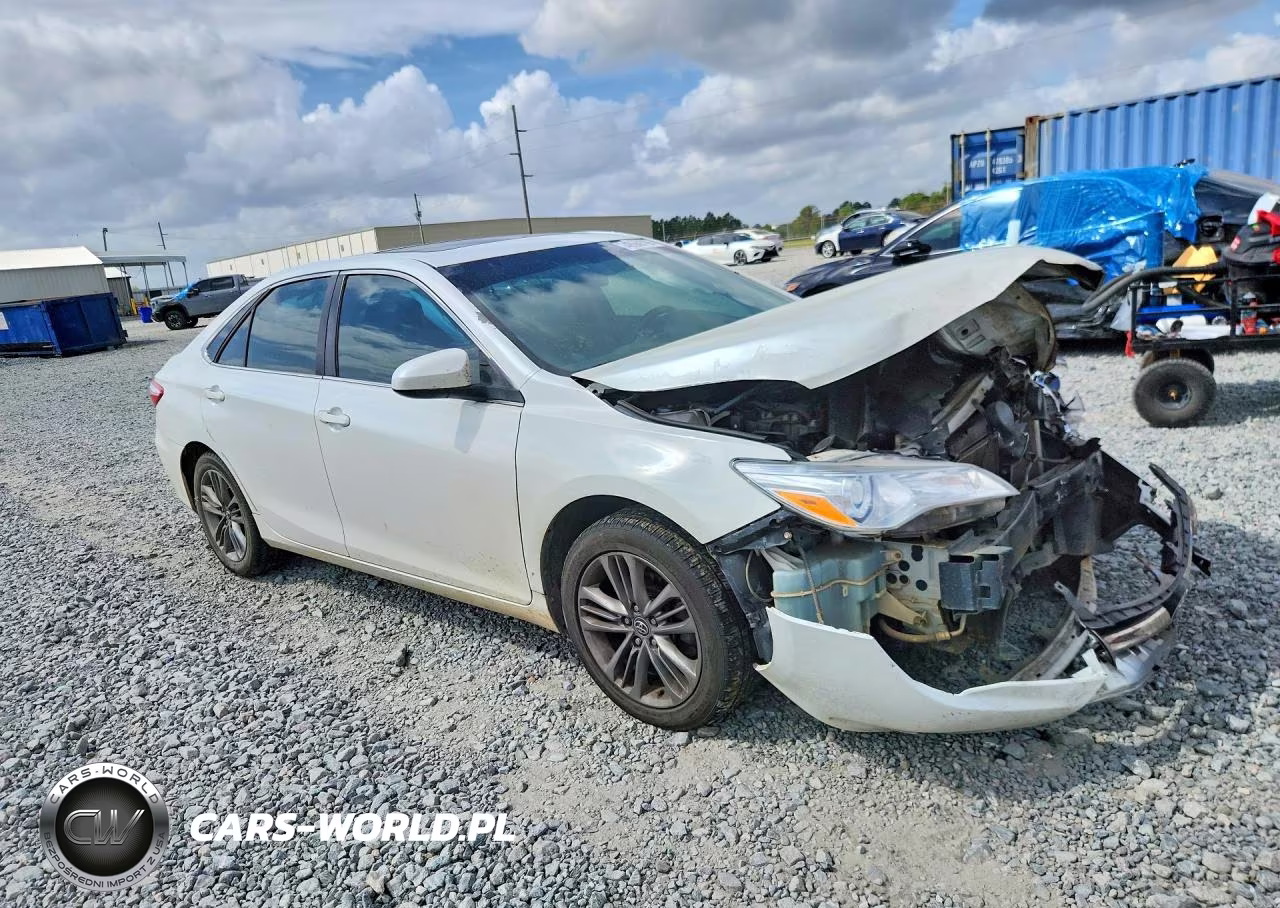 2016 Toyota Camry Se VIN:4T1BF1FK7GU166679 - 4