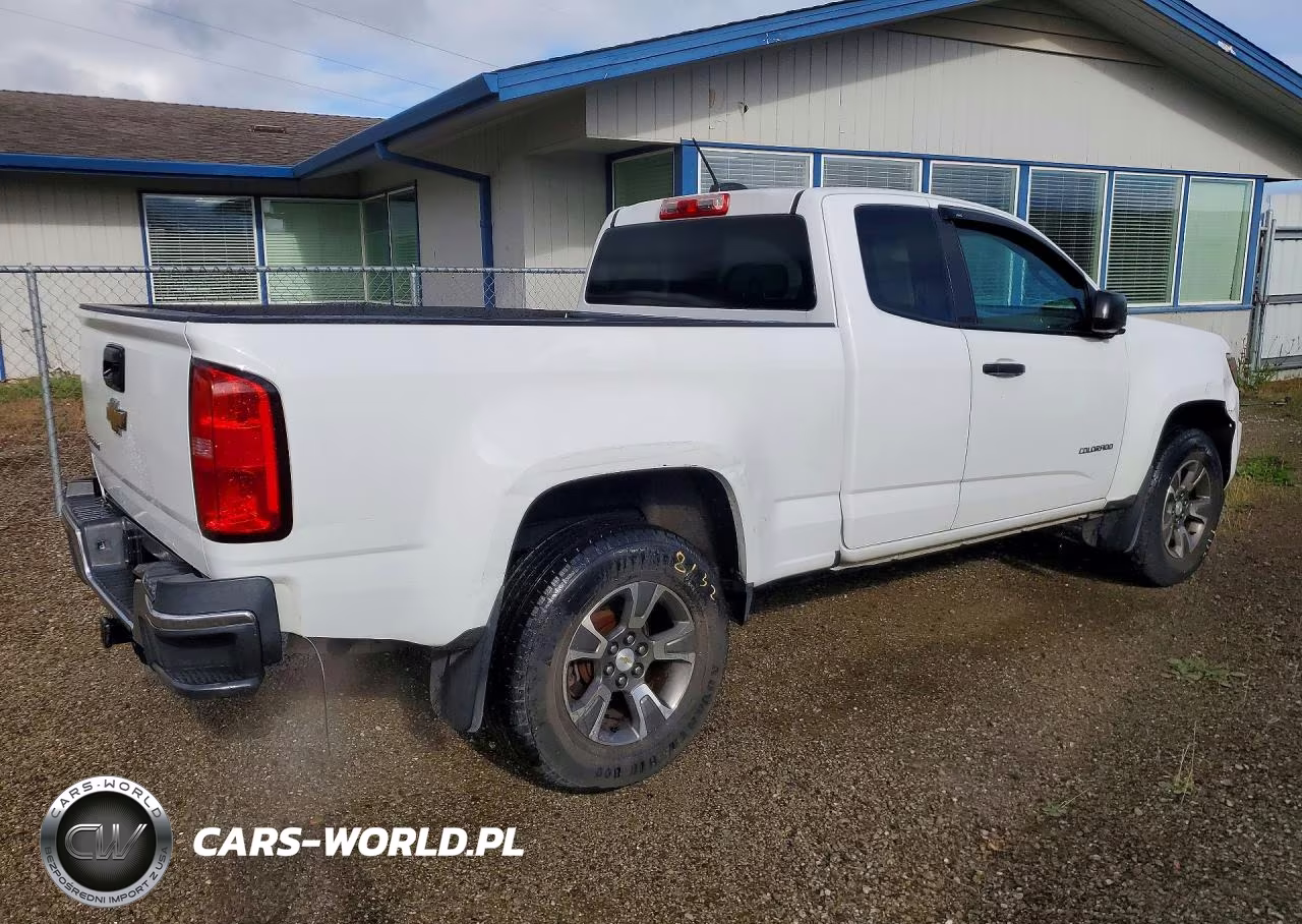 2017 Chevrolet Colorado VIN:1GCHSBEA0H1141358 - 3