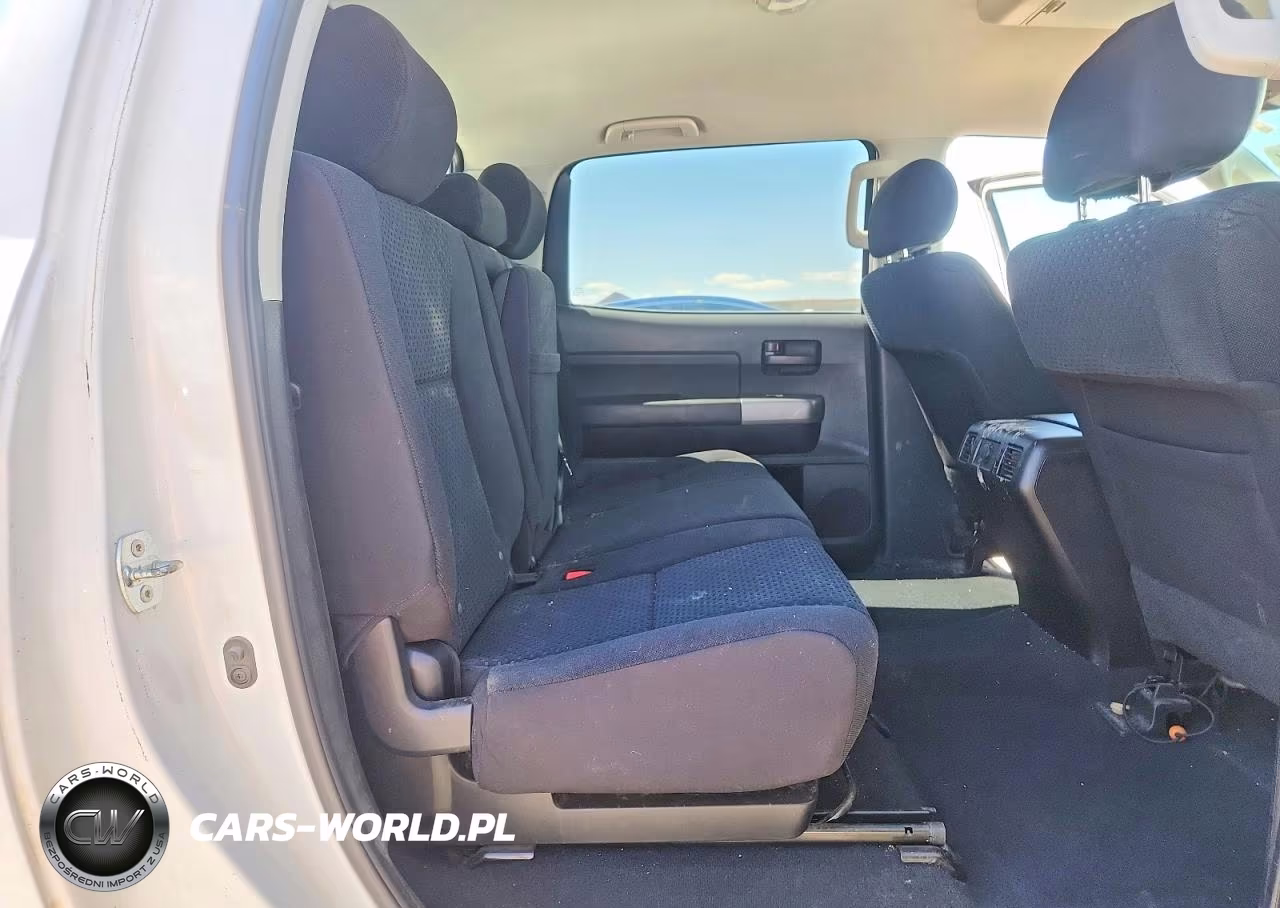 2012 Toyota Tundra Grade VIN:5TFDY5F1XCX212391 - 10