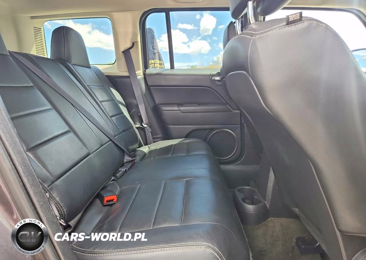 2017 Jeep Patriot Latitude VIN:1C4NJRFB4HD100574 - 11
