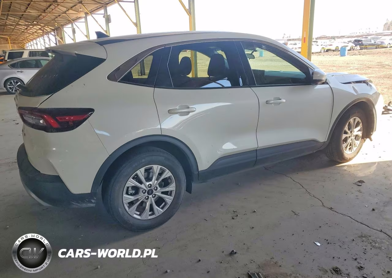 2023 Ford Escape Active VIN:1FMCU0GN3PUA71212 - 3