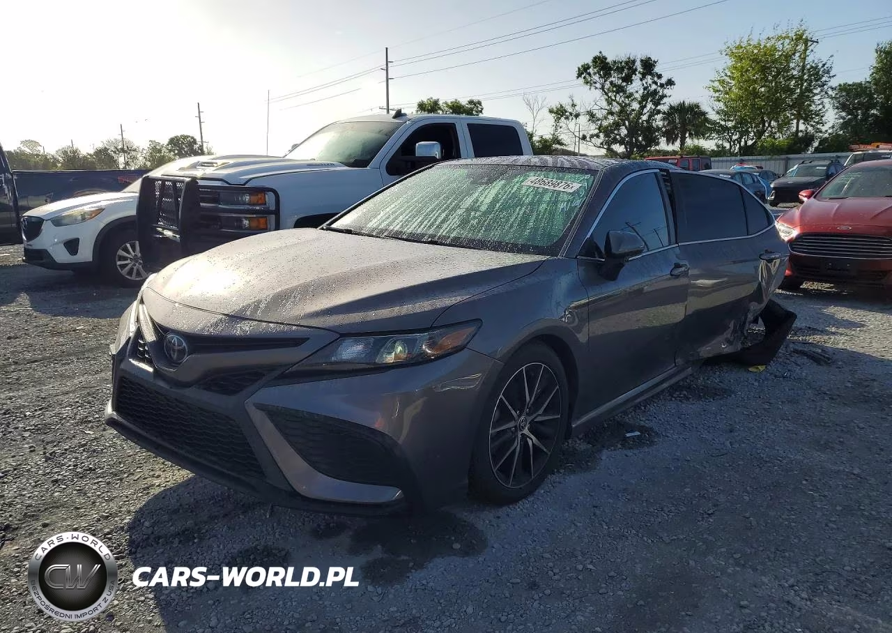 2023 Toyota Camry Se