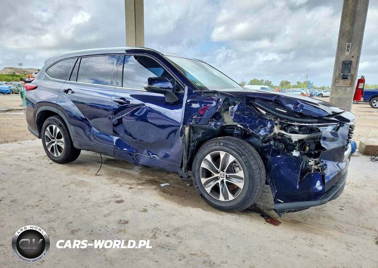 2021 Toyota Highlander Xle VIN:5TDGZRAH4MS531217 - 4