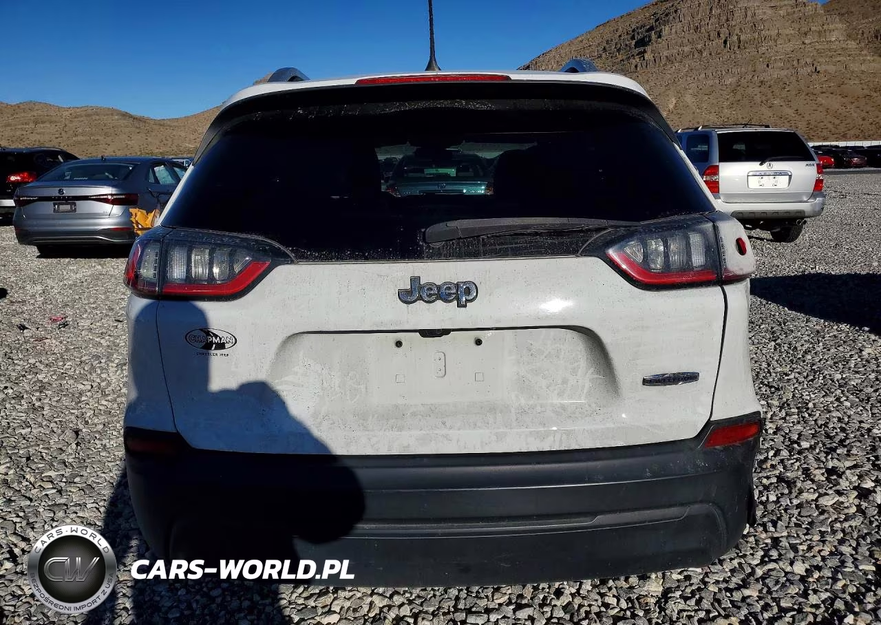 2019 Jeep Cherokee Latitude Plus VIN:1C4PJLLB1KD202786 - 6