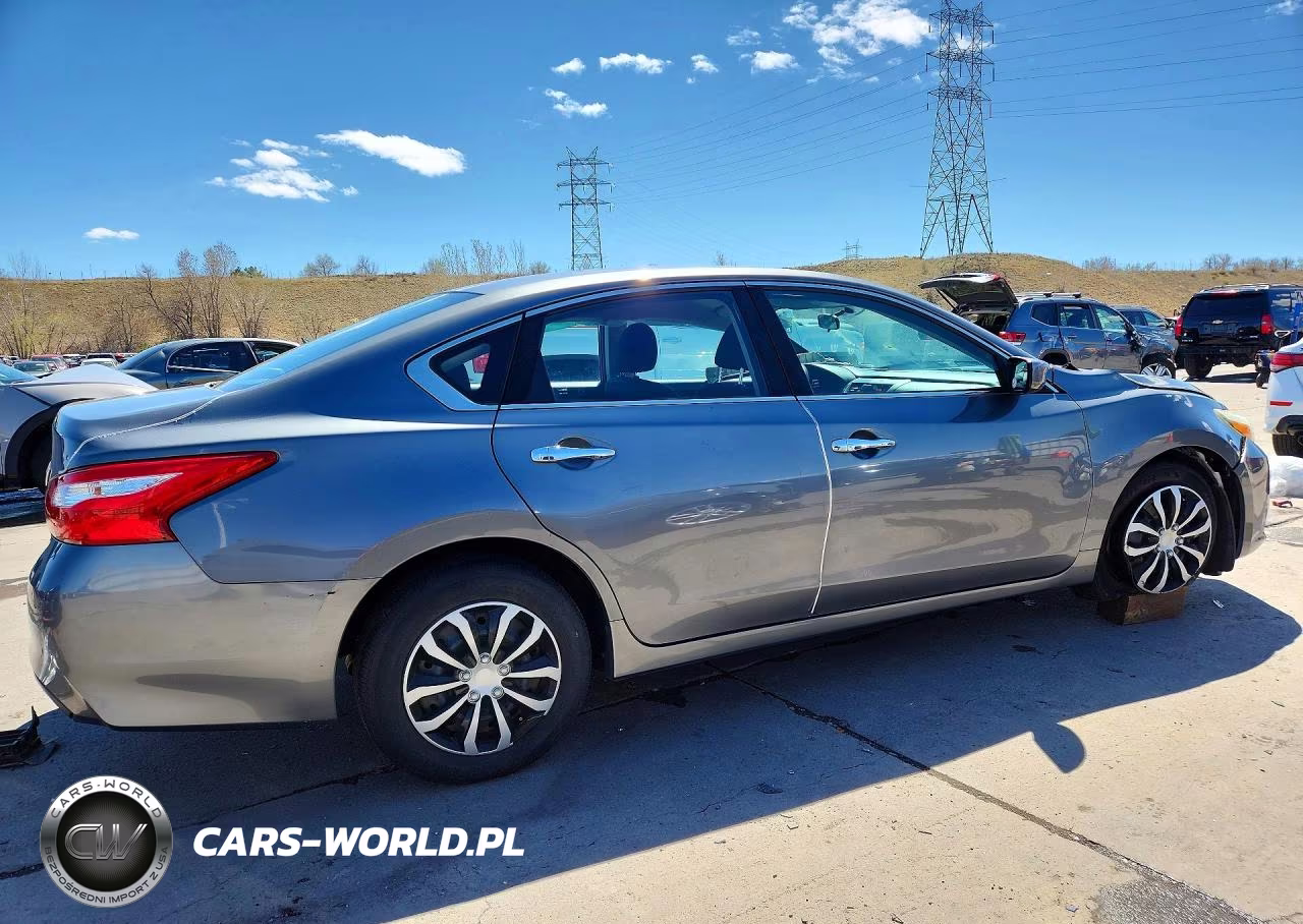 2017 Nissan Altima 2.5 S VIN:1N4AL3AP3HN354964 - 3