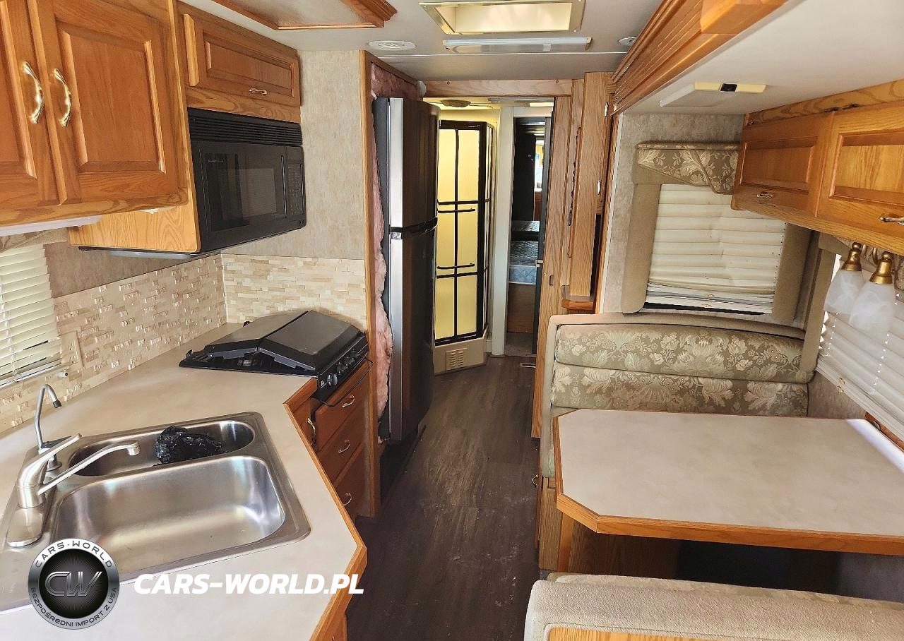 2005 Workhorse Rv VIN:5B4MP67G453399770 - 9