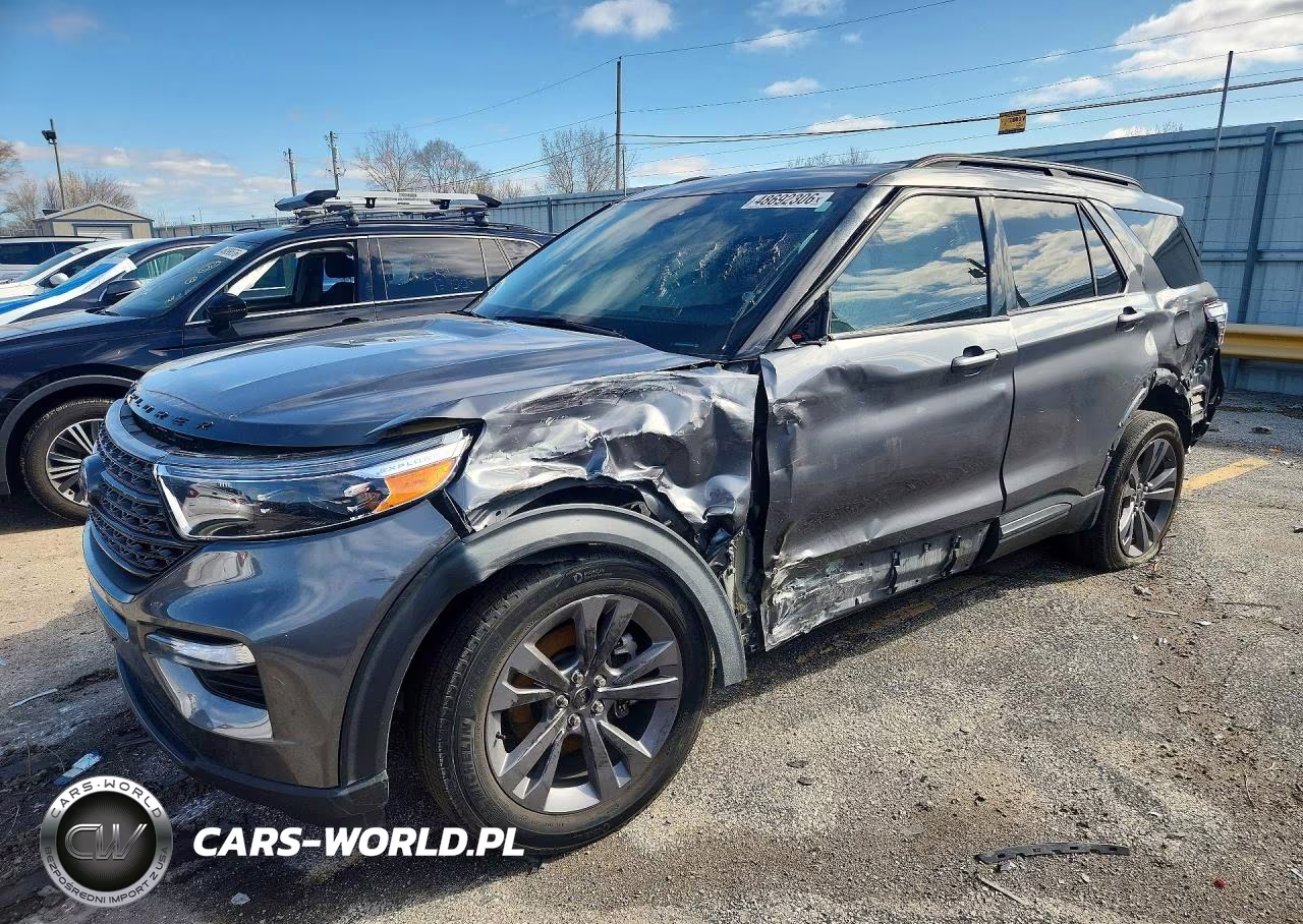 2022 Ford Explorer Xlt