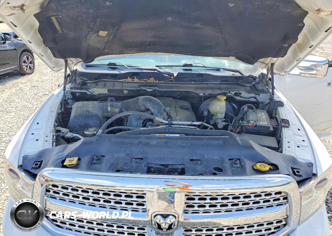 2017 Ram 1500 Laramie VIN:1C6RR7VT1HS551876 - 11