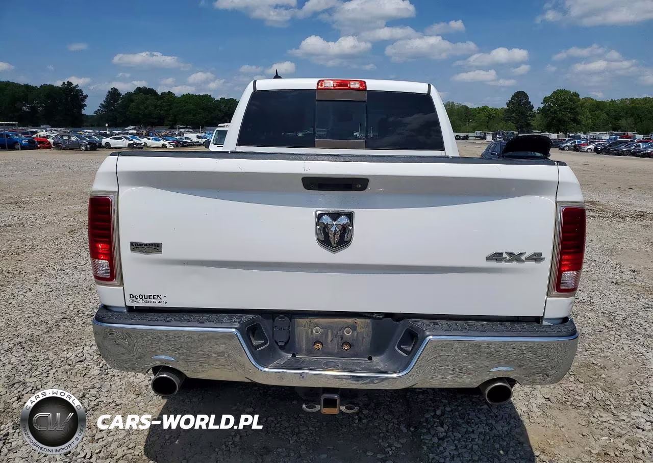 2017 Ram 1500 Laramie VIN:1C6RR7VT1HS551876 - 6