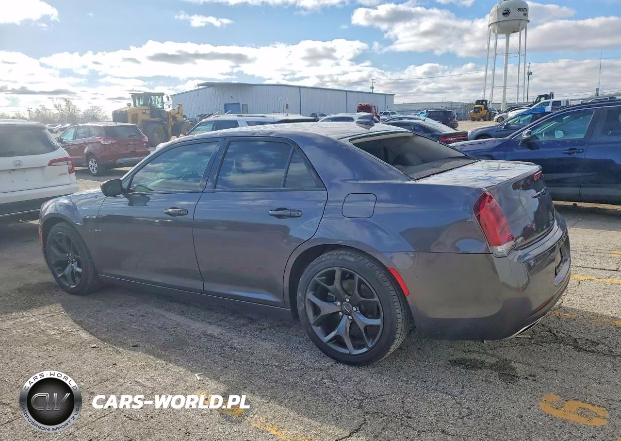 2020 Chrysler 300 Touring VIN:2C3CCAAG7LH220536 - 2