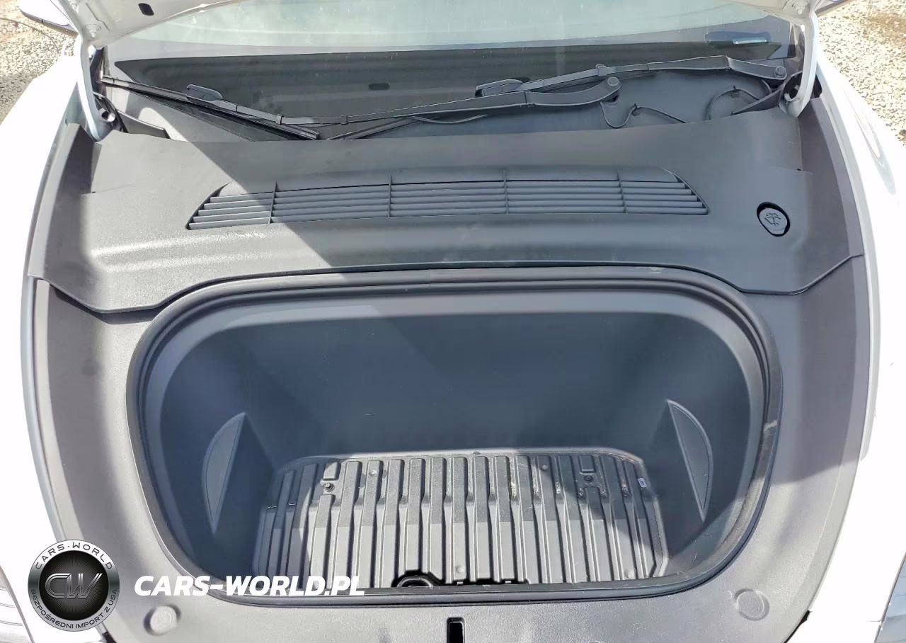 2022 Tesla Model Y VIN:7SAYGDEF7NF486532 - 12