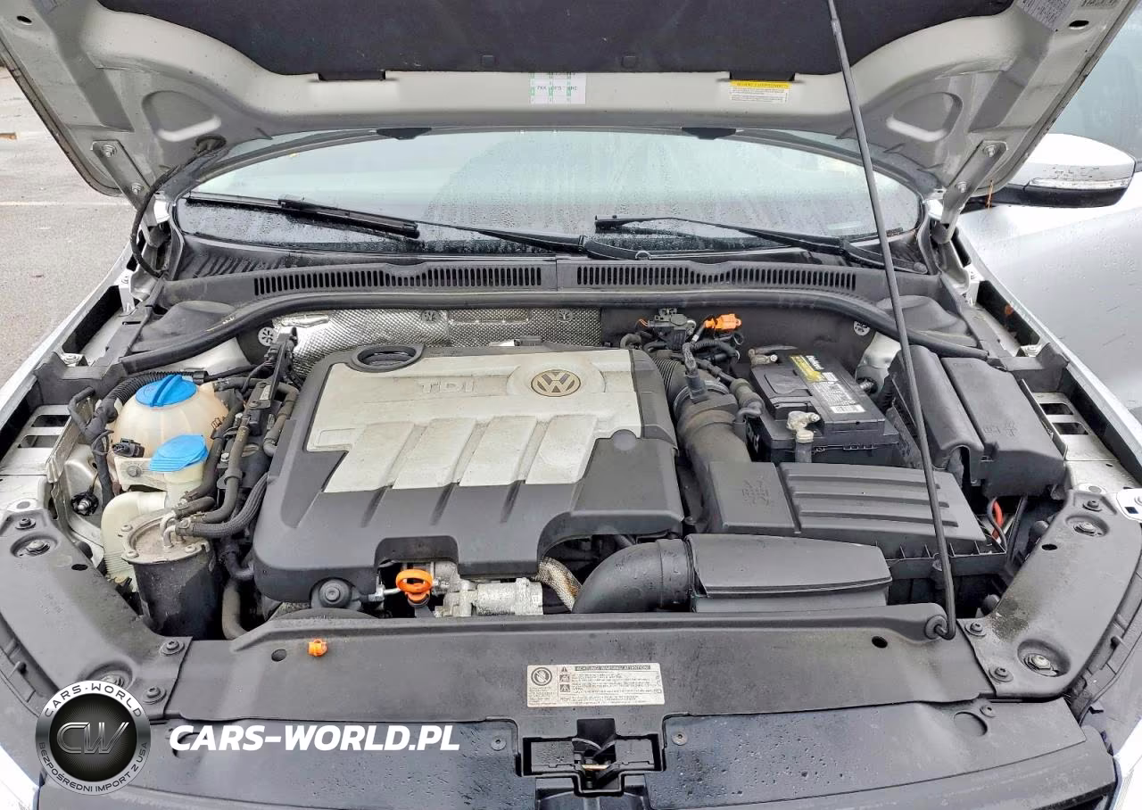 2012 Volkswagen Jetta Tdi VIN:3VWLL7AJ7CM323674 - 11