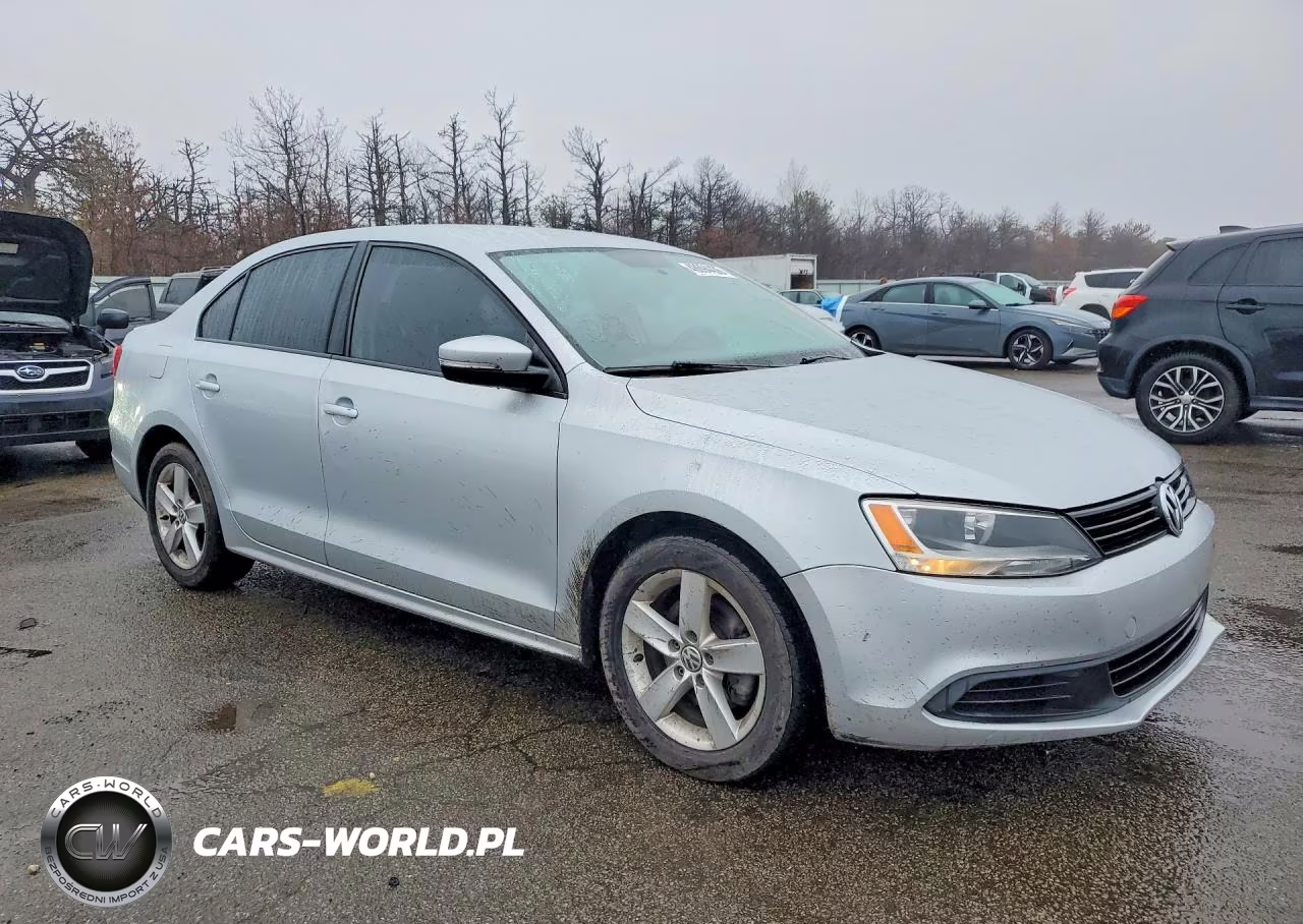 2012 Volkswagen Jetta Tdi VIN:3VWLL7AJ7CM323674 - 4