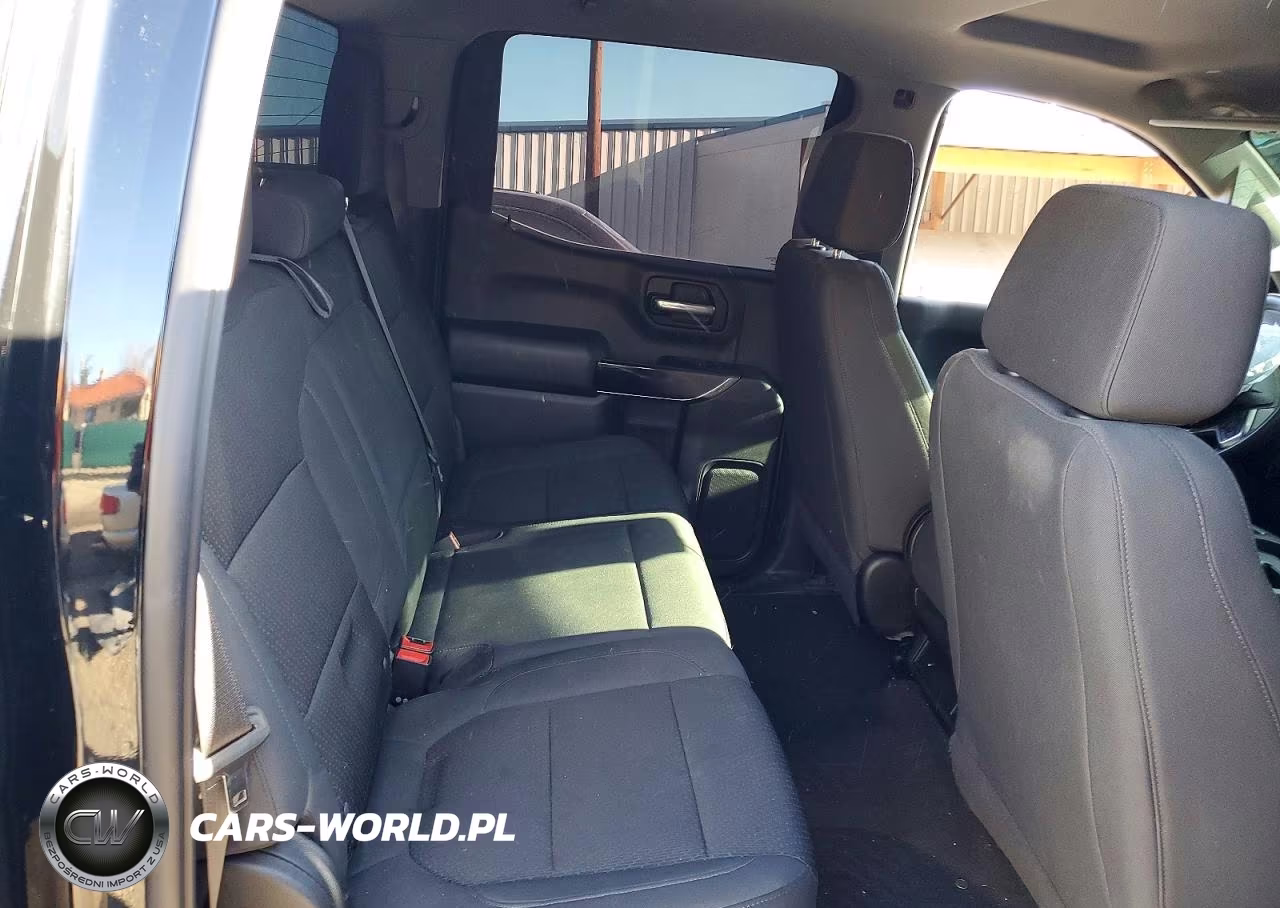2021 Chevrolet Silverado K1500 Trail Boss Custom VIN:3GCPYCEL5MG354139 - 10