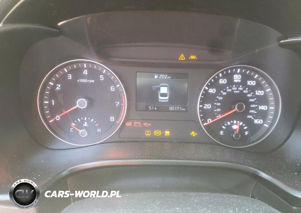 2019 Kia Forte Lxs VIN:3KPF24AD4KE106880 - 9