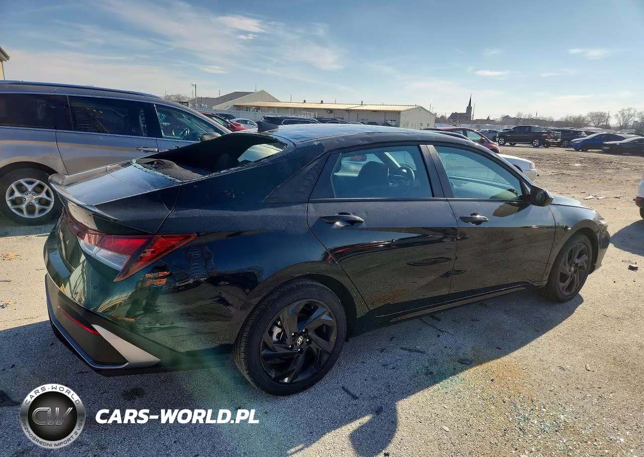 2026 Hyundai Elantra Sel Sport VIN:KMHLM4DG4TU134390 - 3