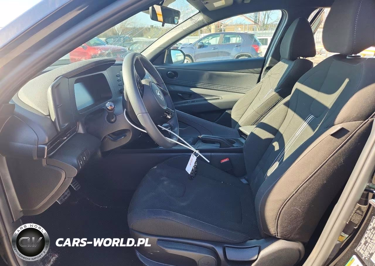 2026 Hyundai Elantra Sel Sport VIN:KMHLM4DG4TU134390 - 7