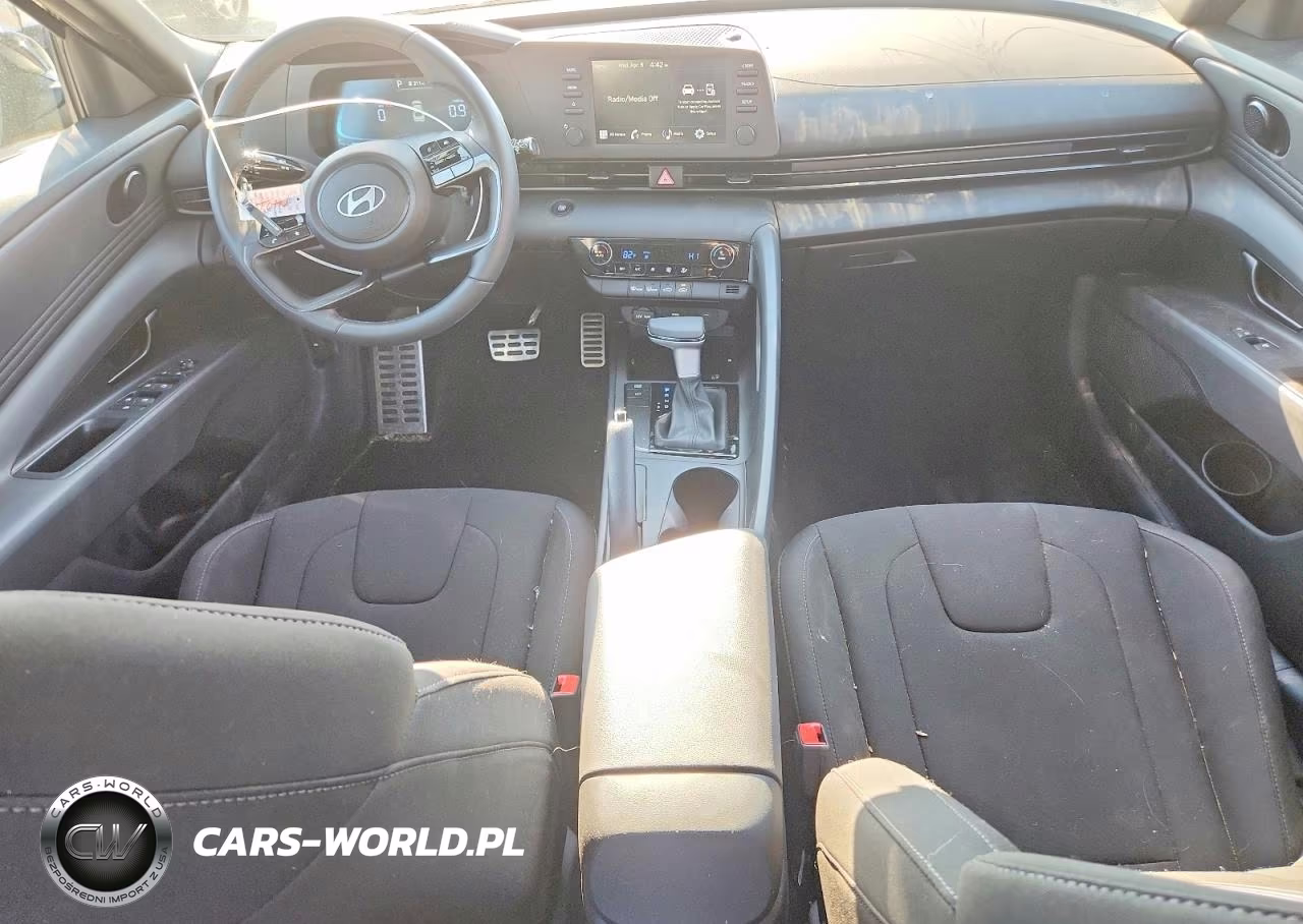 2026 Hyundai Elantra Sel Sport VIN:KMHLM4DG4TU134390 - 8