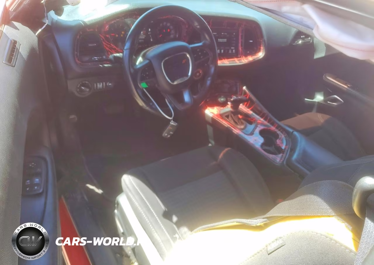 2019 Dodge Challenger Sxt VIN:2C3CDZAG8KH507555 - 8