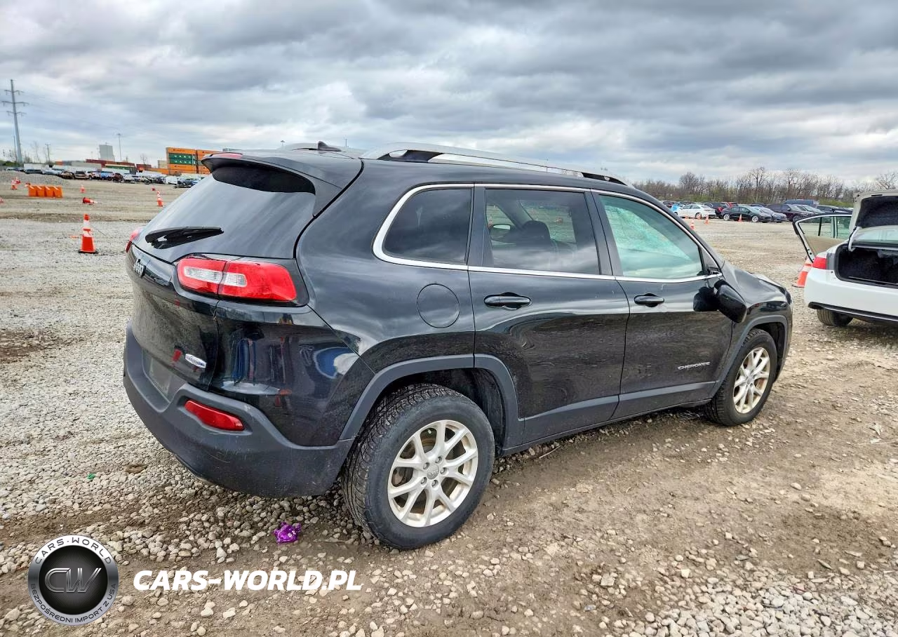 2014 Jeep Cherokee Latitude VIN:1C4PJLCS0EW115356 - 3